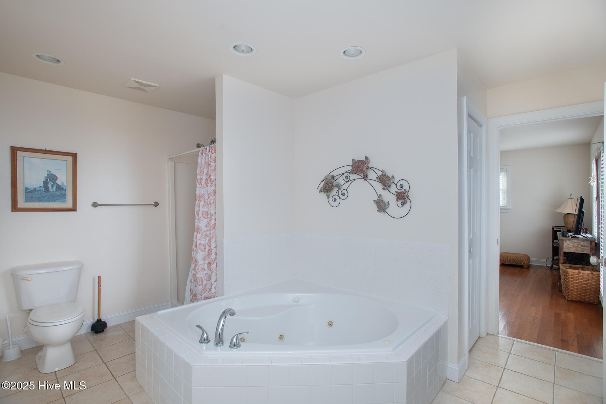 100515956 | Photo 12