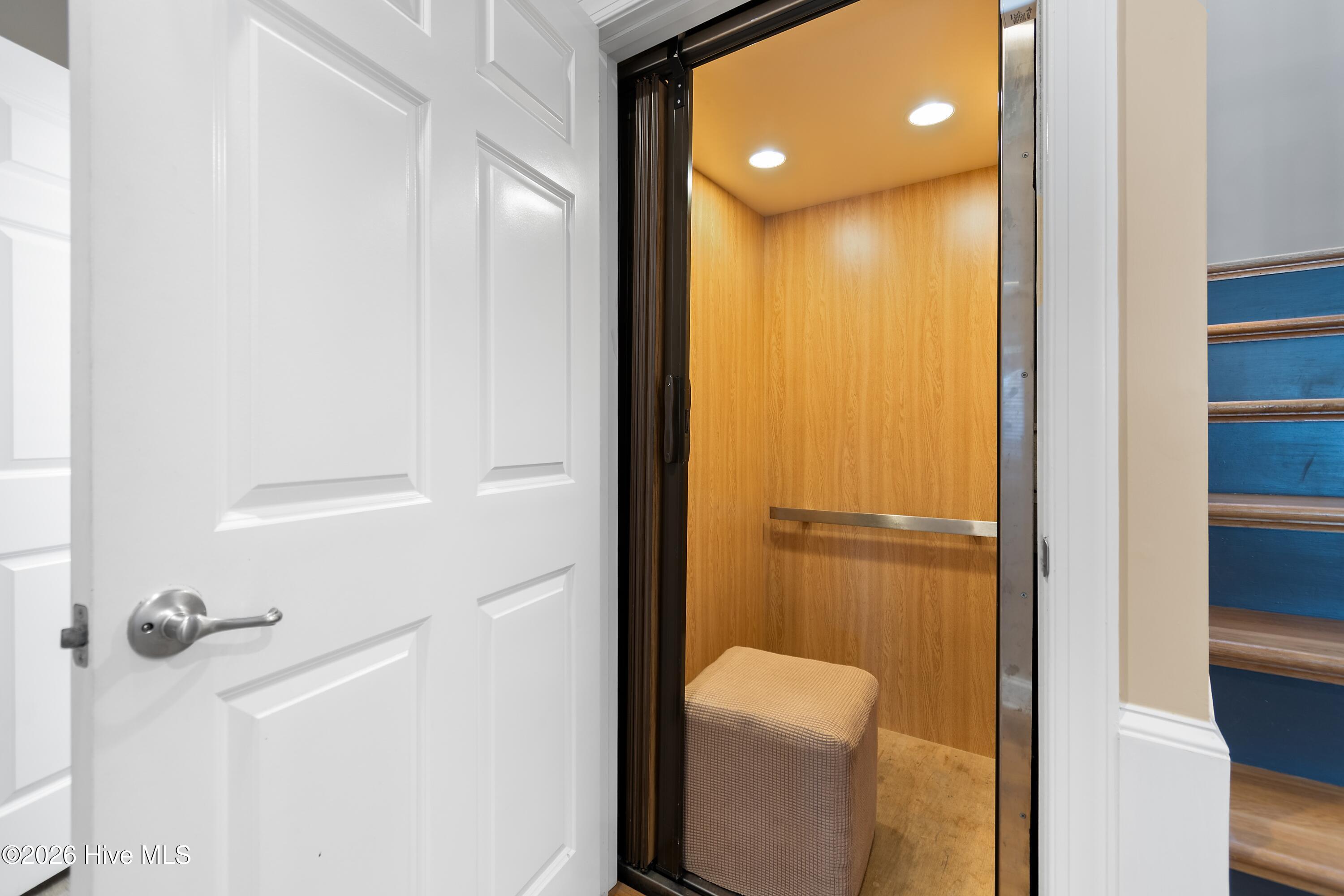 100551150 | Photo 52