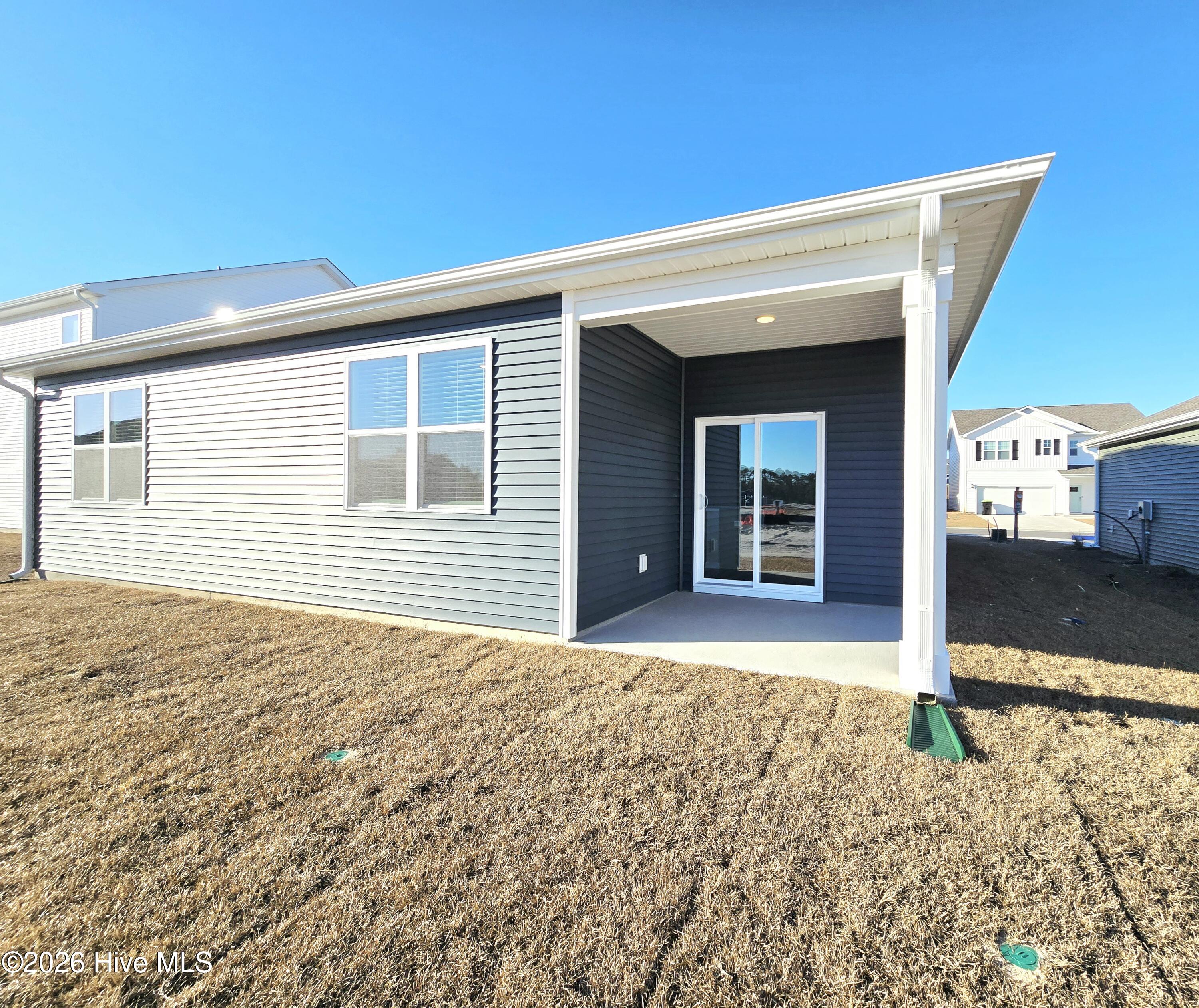 100541756 | Photo 28