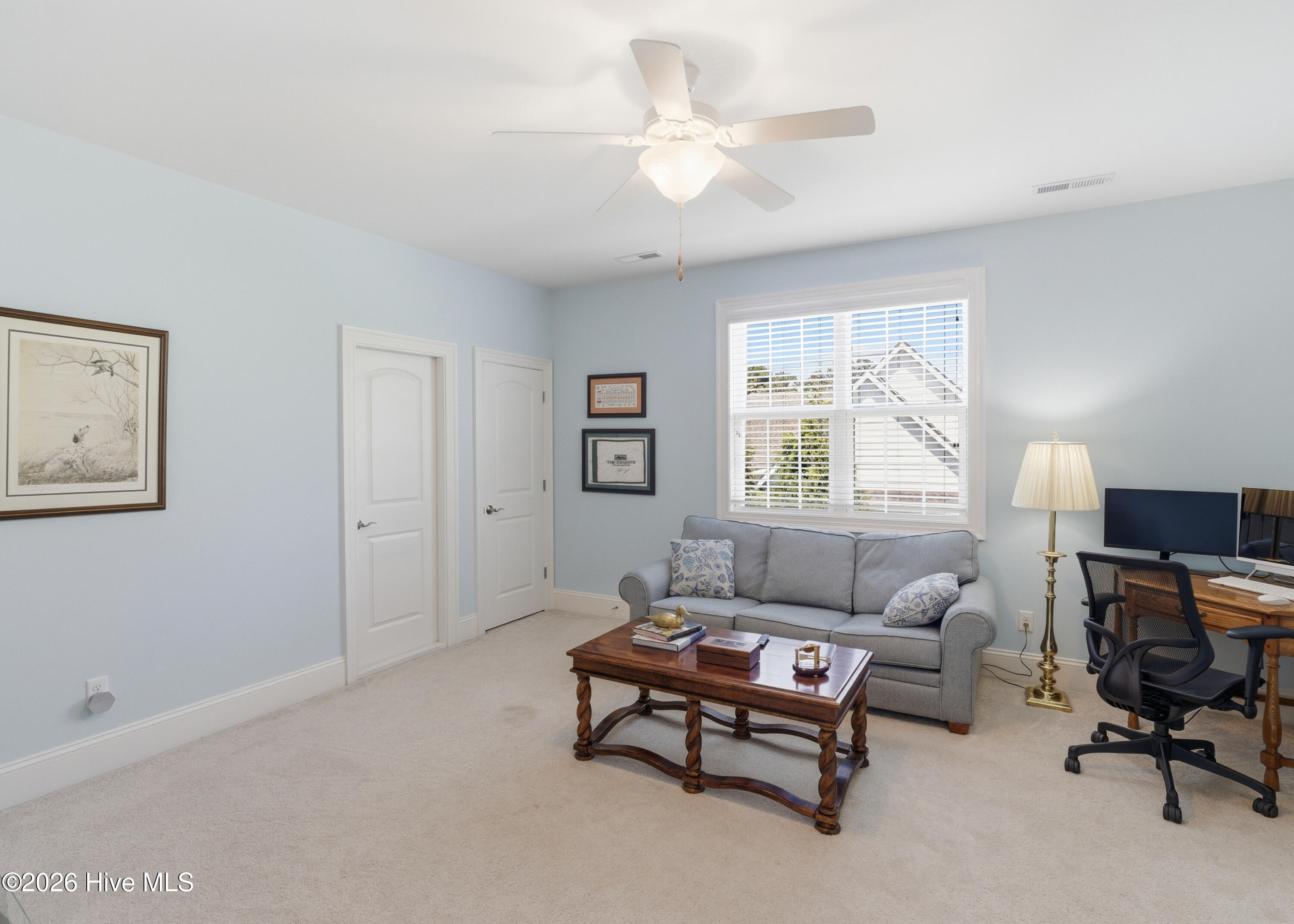 100569454 | Photo 57