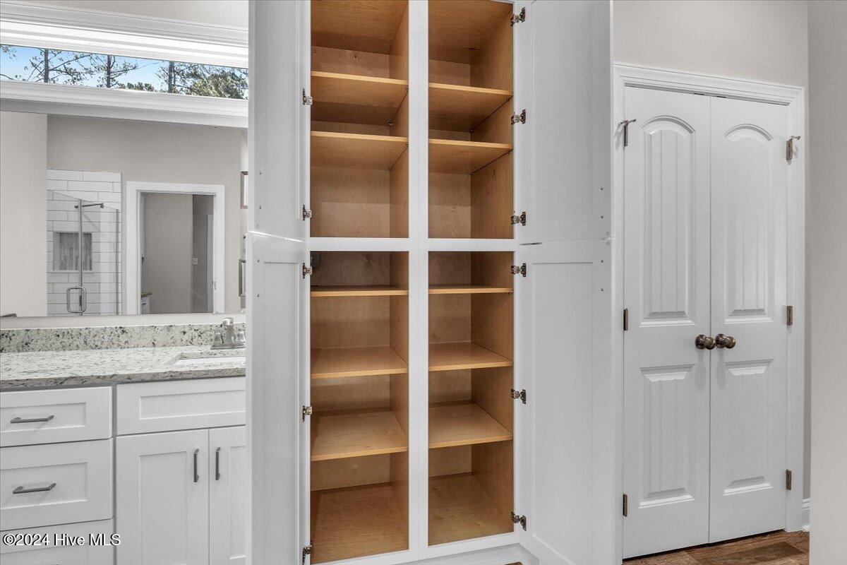 100479433 | Photo 39