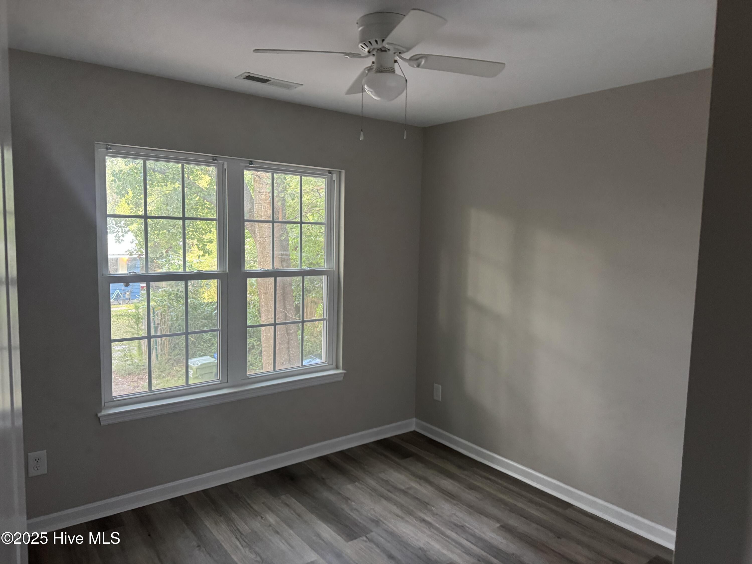 100521552 | Photo 16