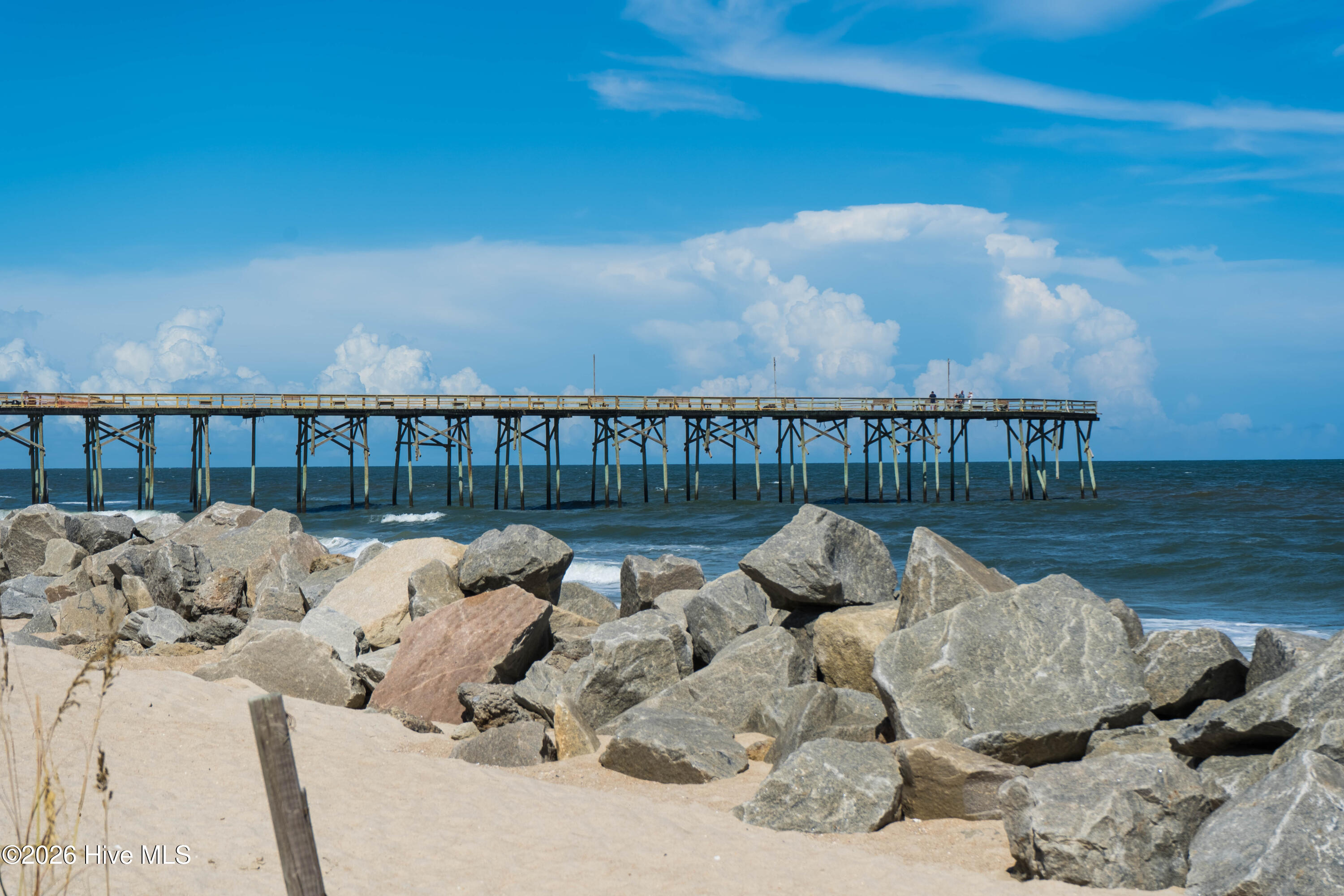 100566755 | Photo 69