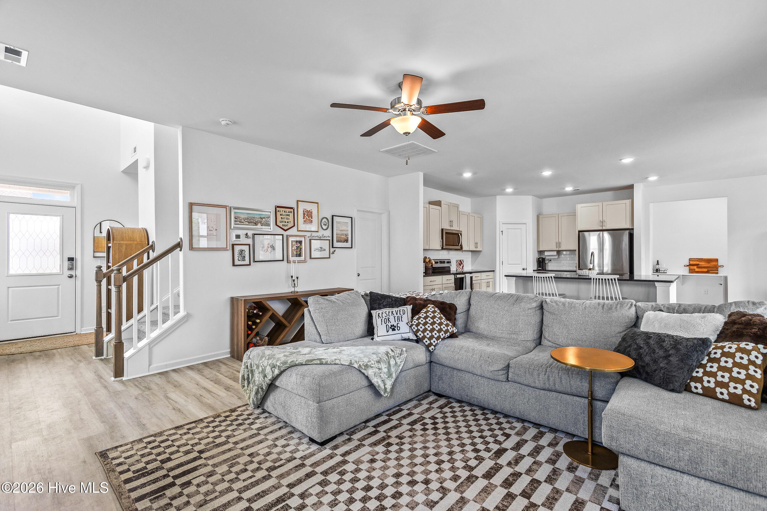 100566421 | Photo 13