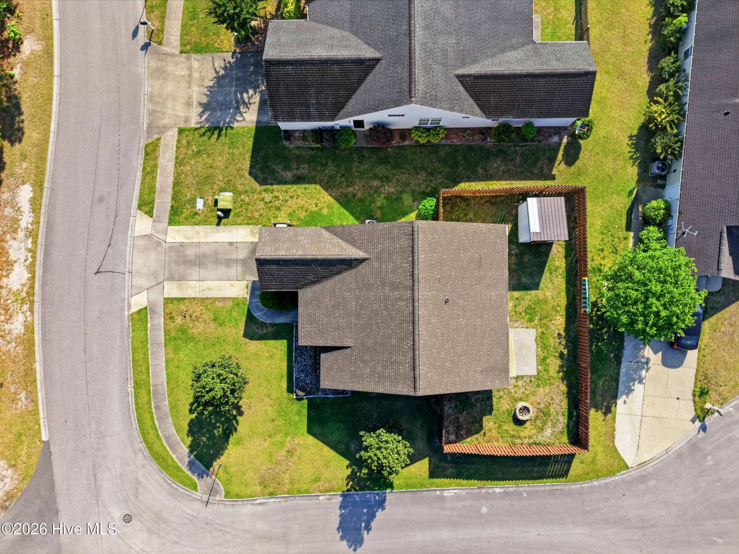 100567490 | Photo 36