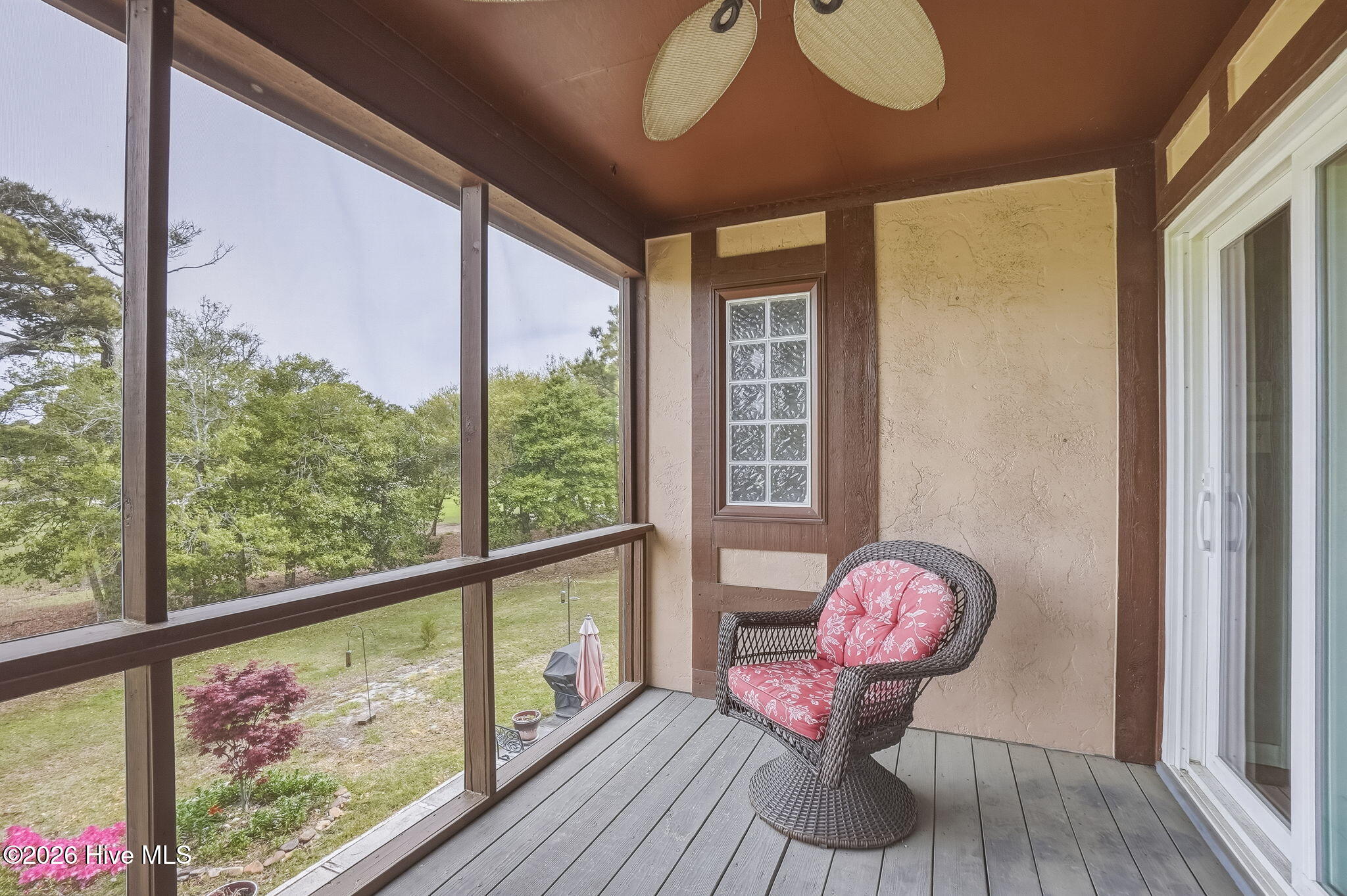 105 Laurel Court,Pine Knoll Shores