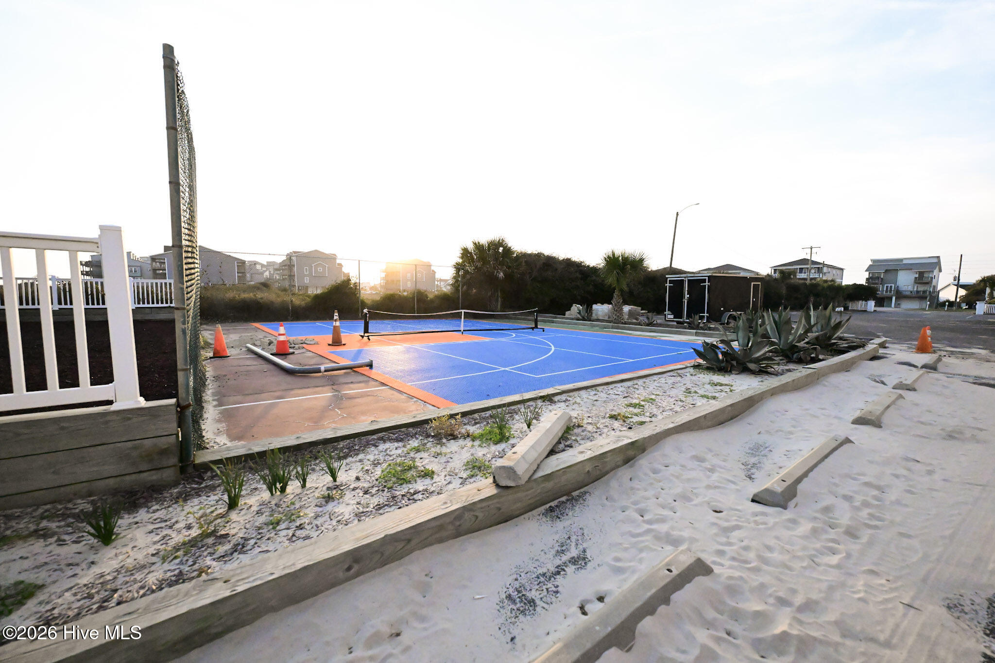 100563380 | Photo 29