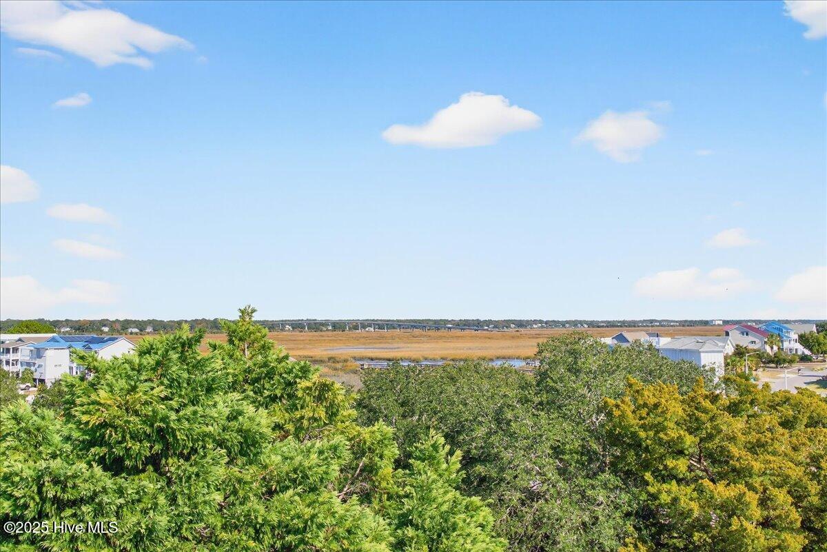 100543410 | Photo 84