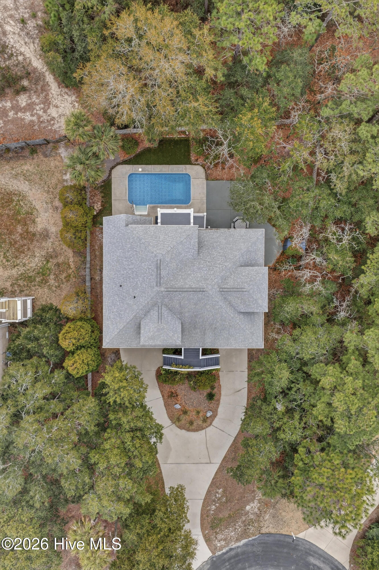 100557060 | Photo 75