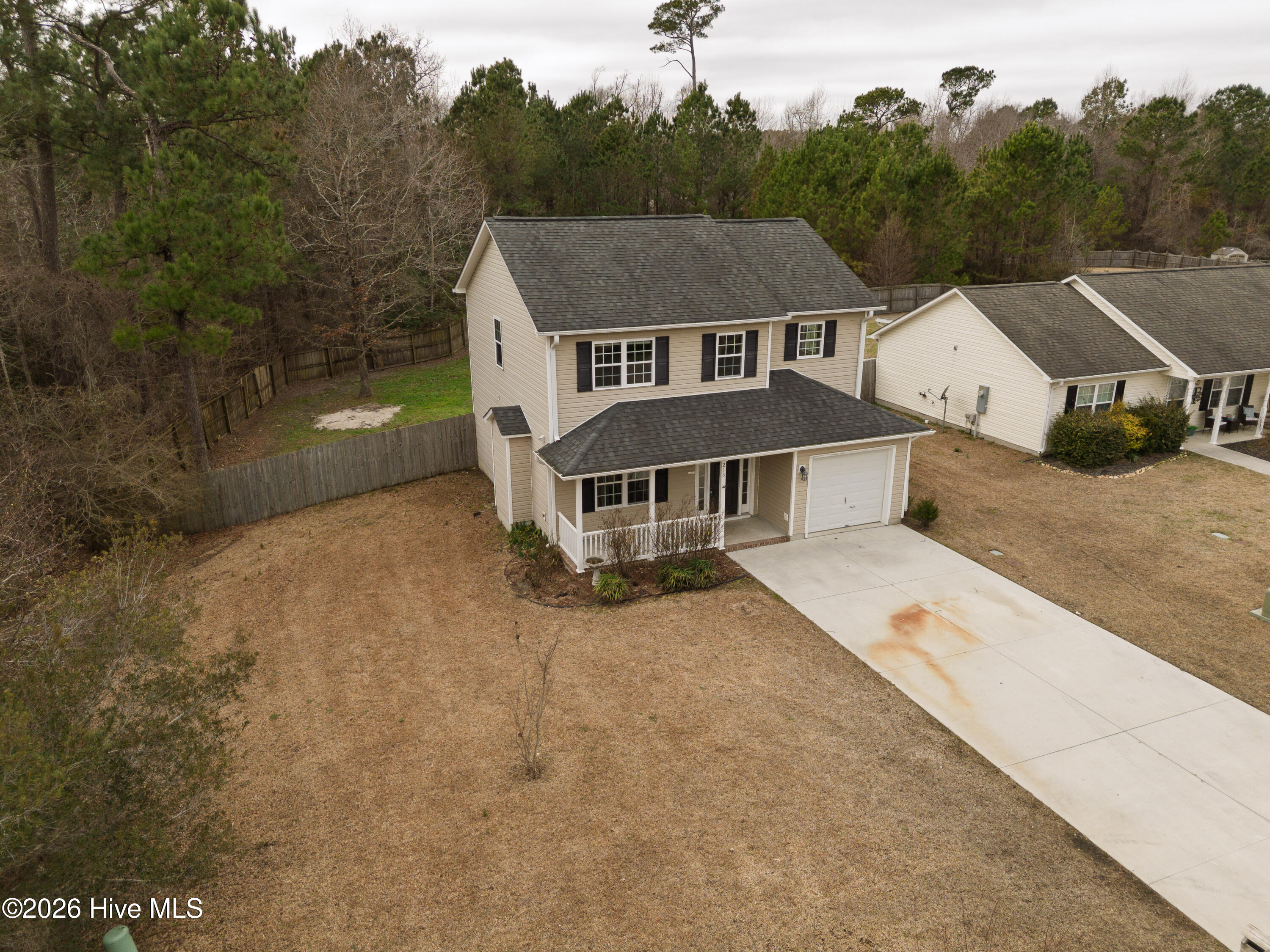 100557262 | Photo 48