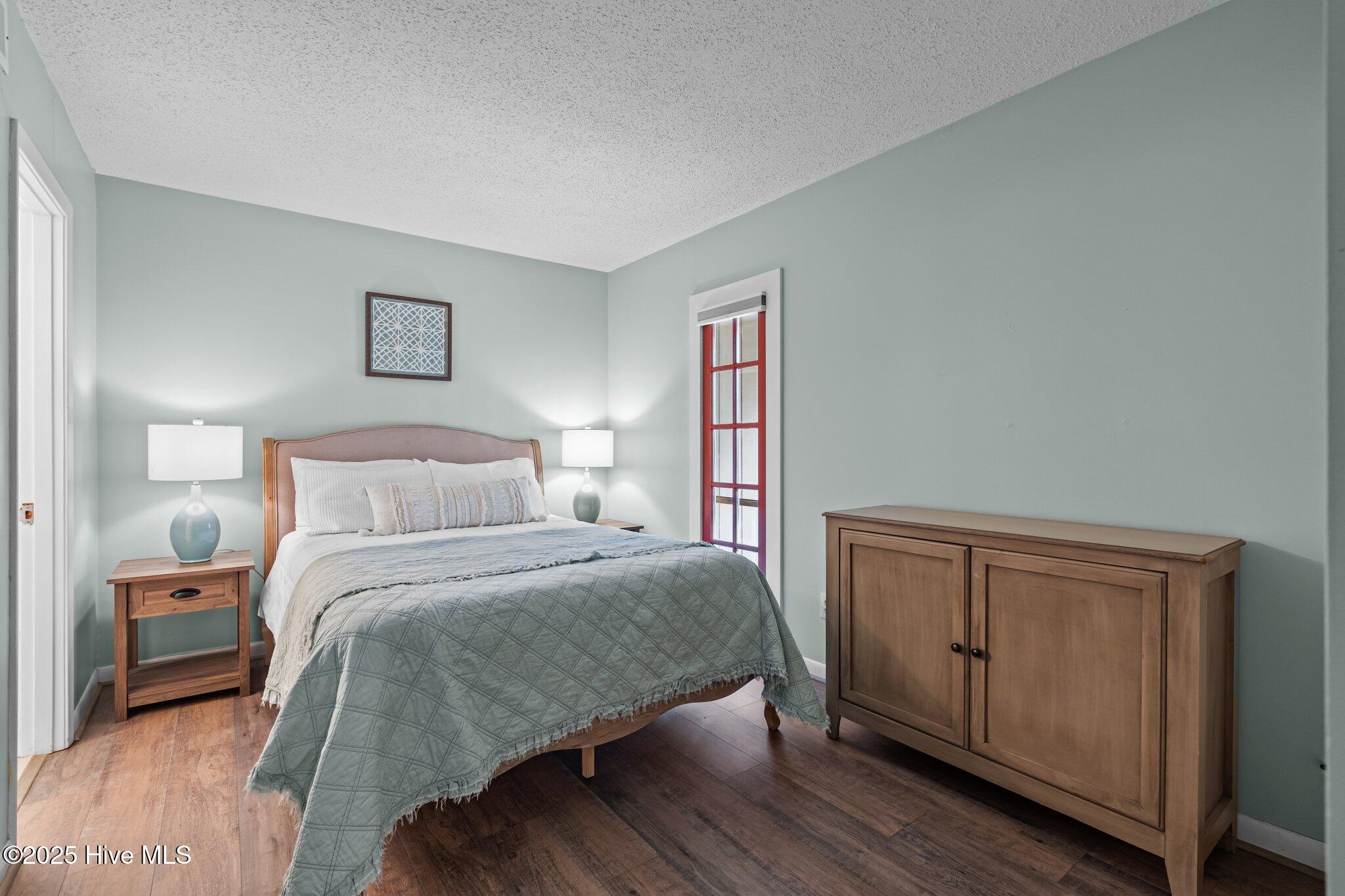 5 Pine Tree Road 211