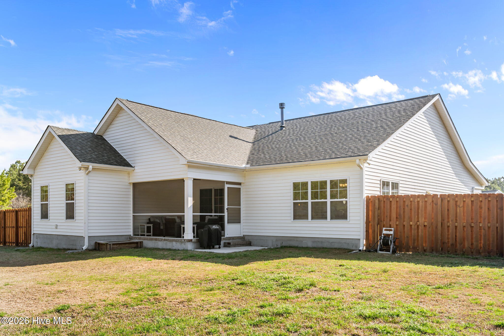 100564027 | Photo 37