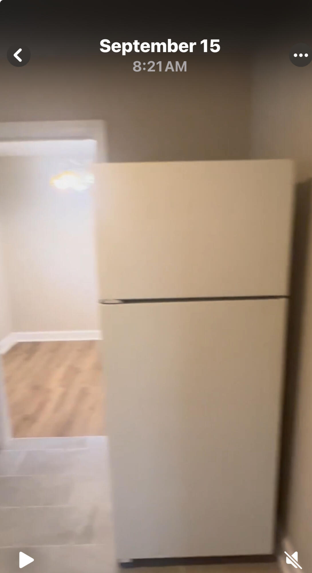 2933 Courtney Fridge