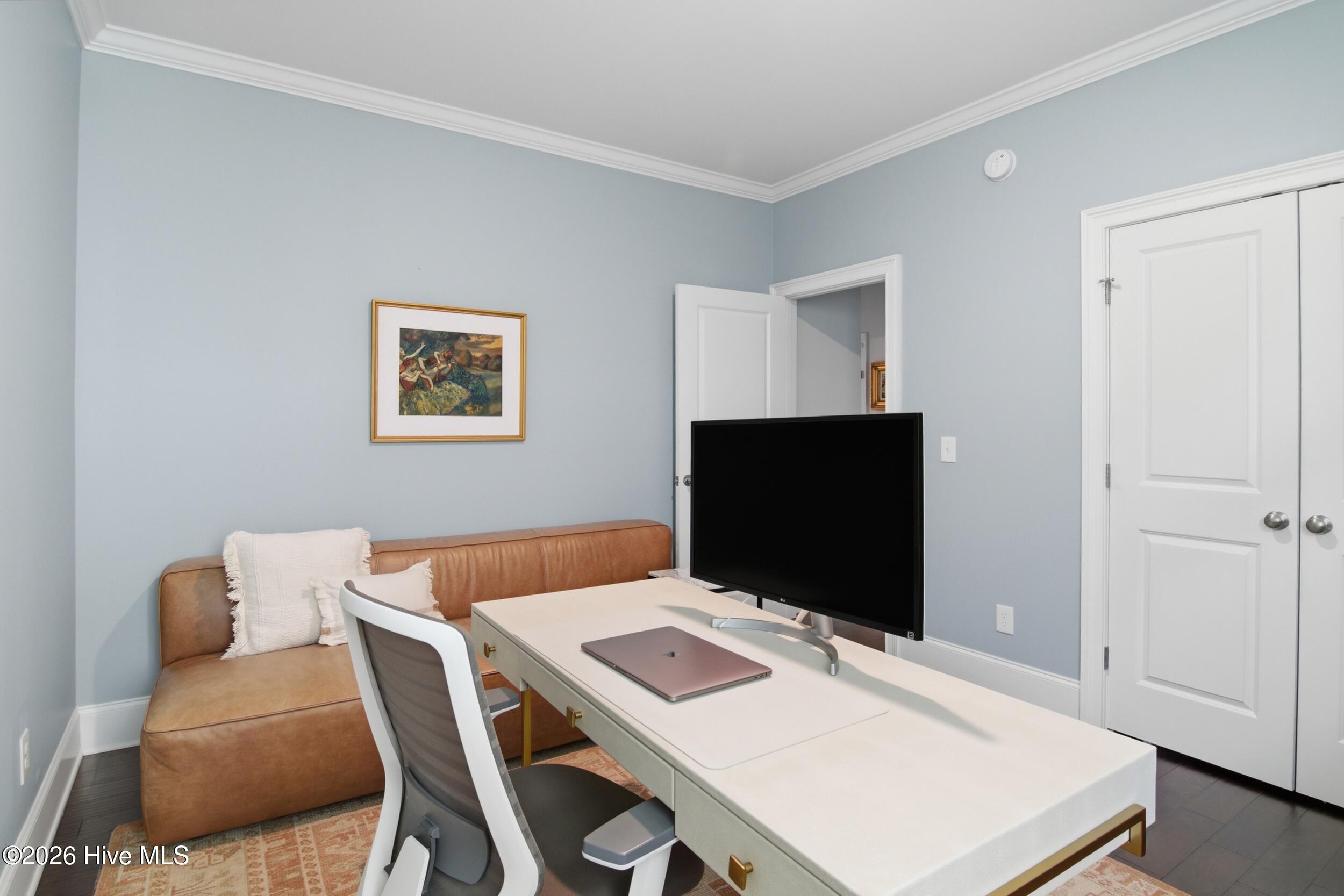 100551169 | Photo 25