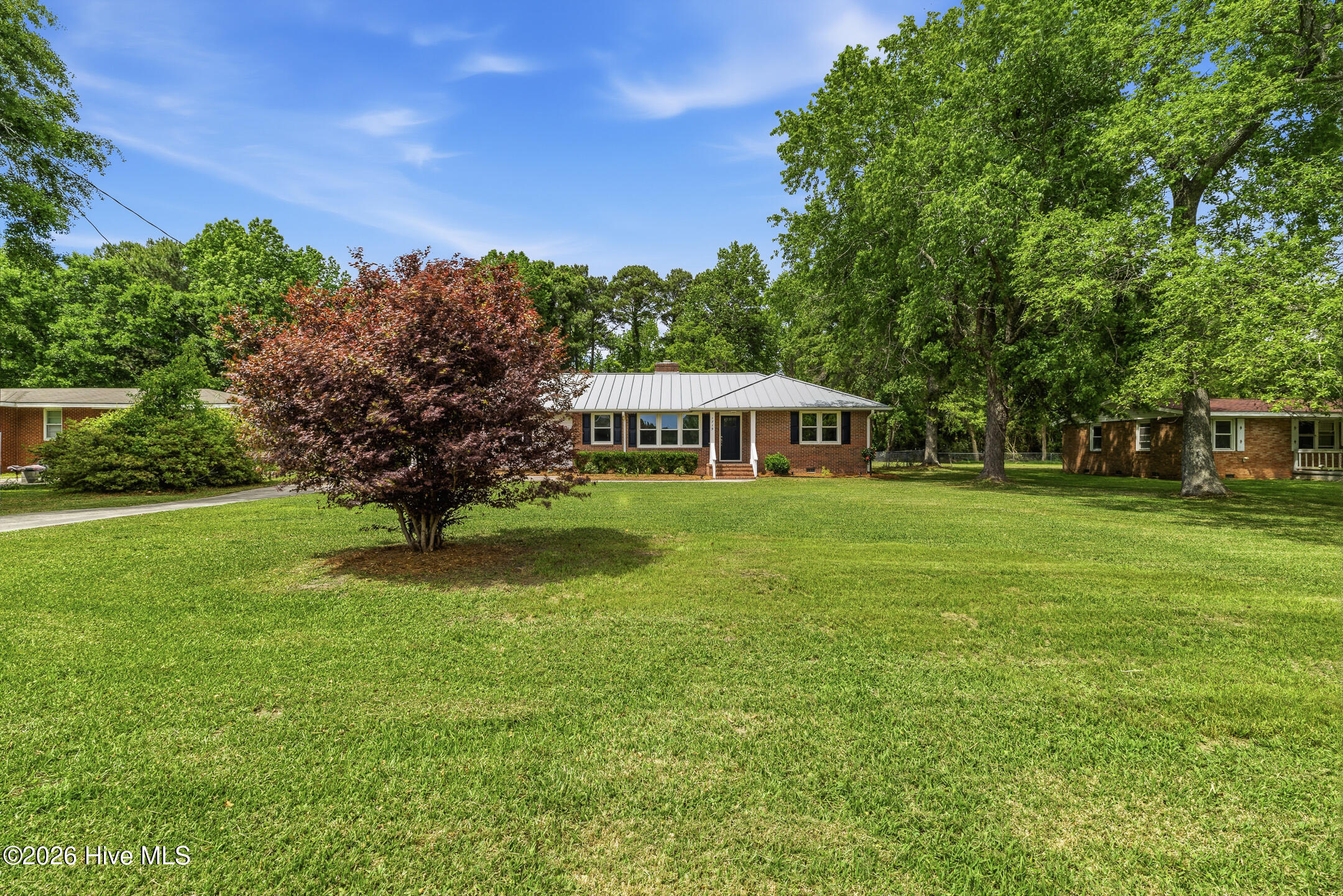 100570664 | Photo 59