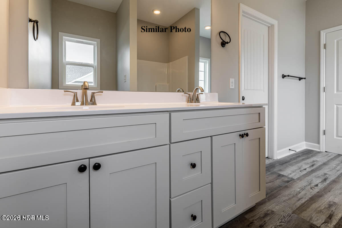 100559232 | Photo 30