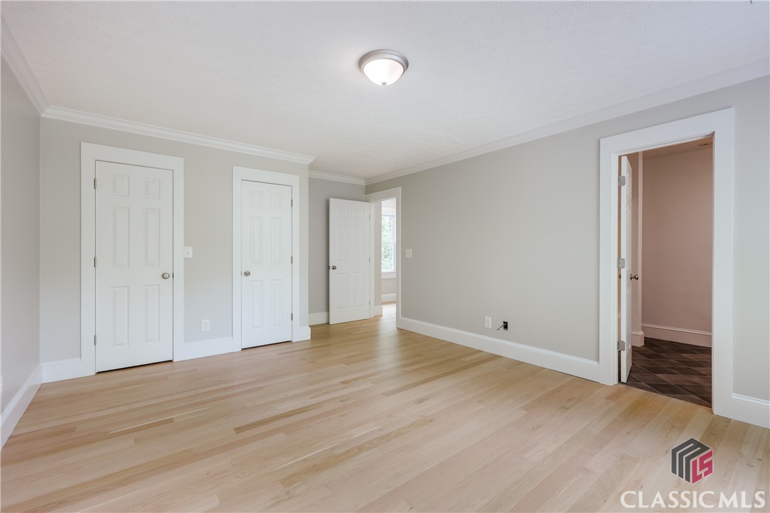 155 Hunters Pointe Drive