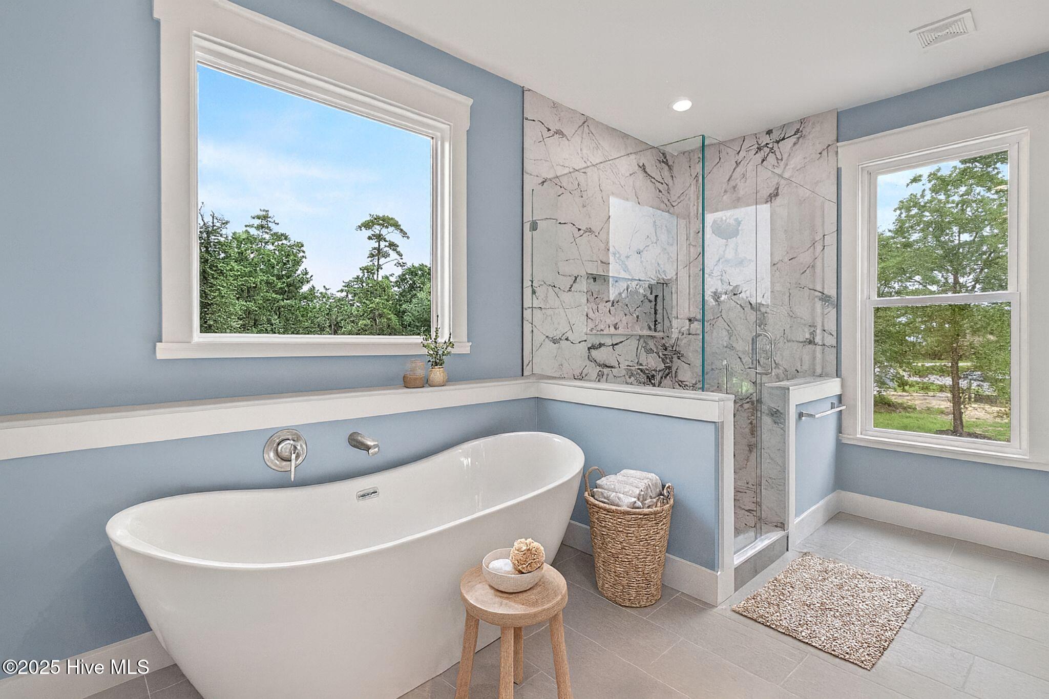 100524139 | Photo 18