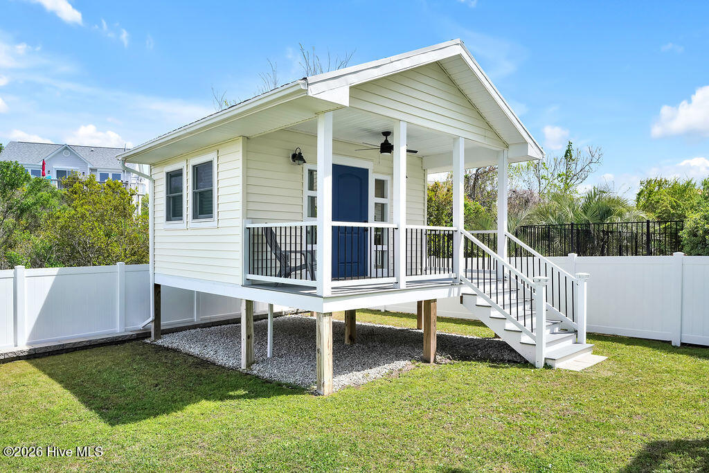 100566237 | Photo 40