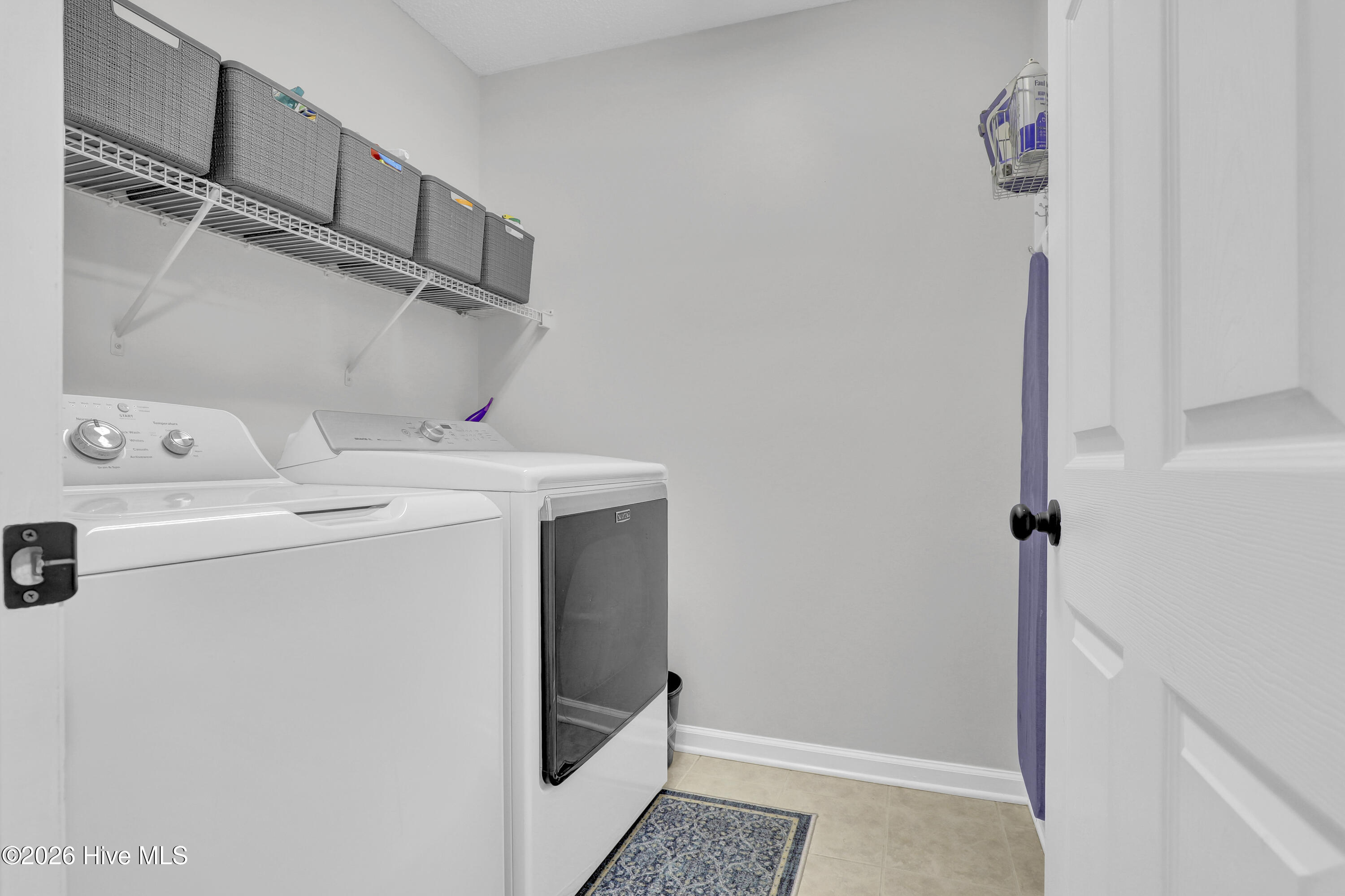 100556725 | Photo 33