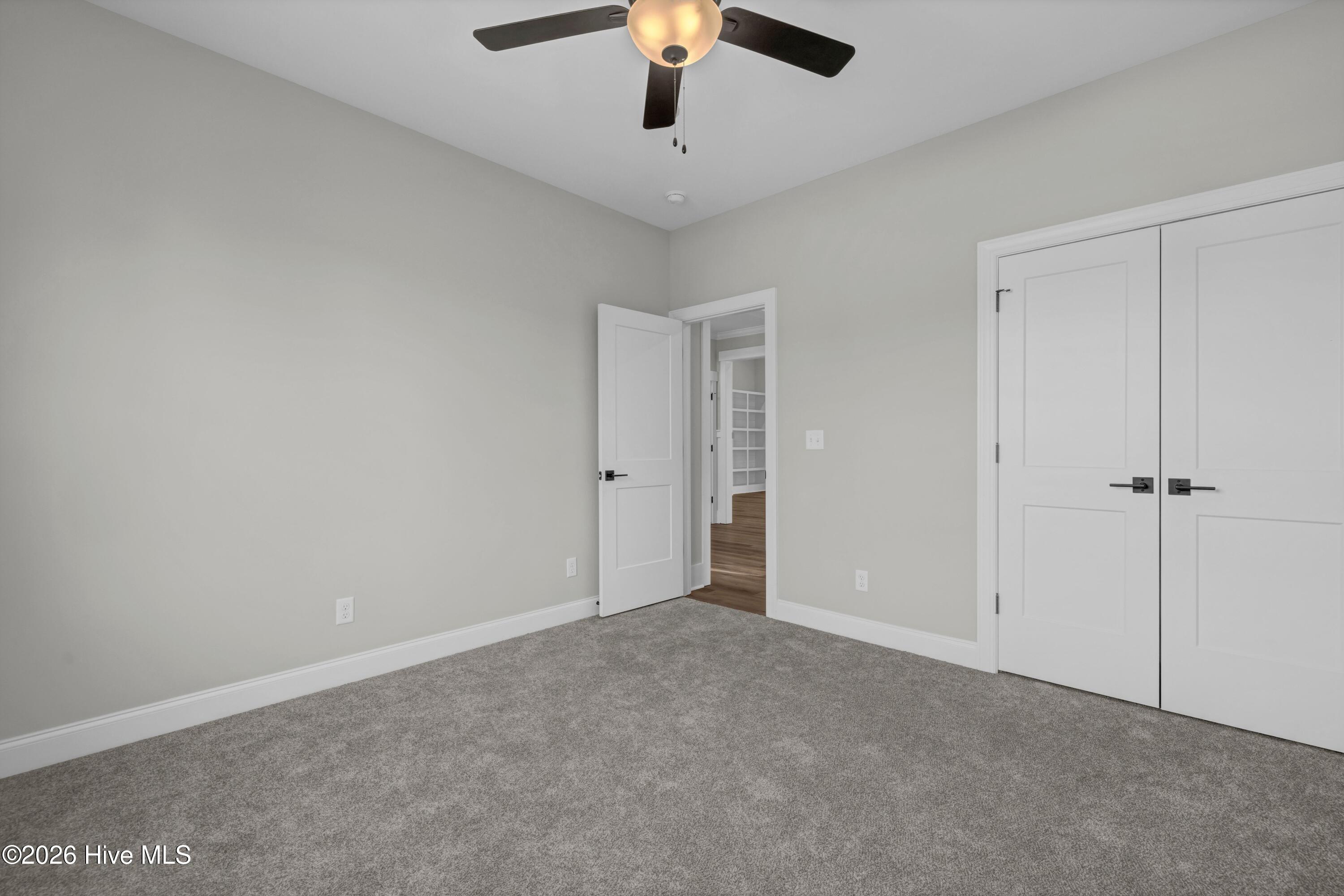 100551987 | Photo 28