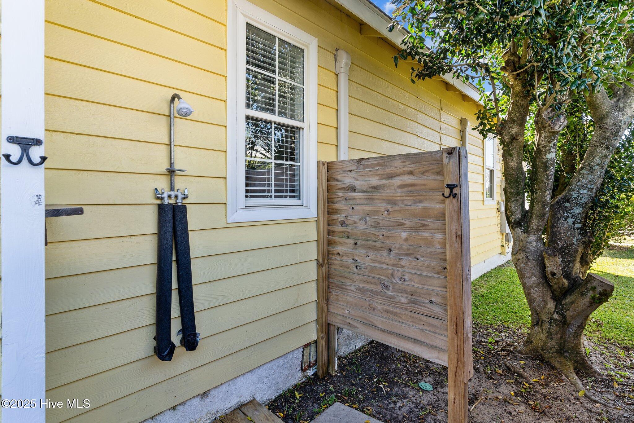 100511198 | Photo 40