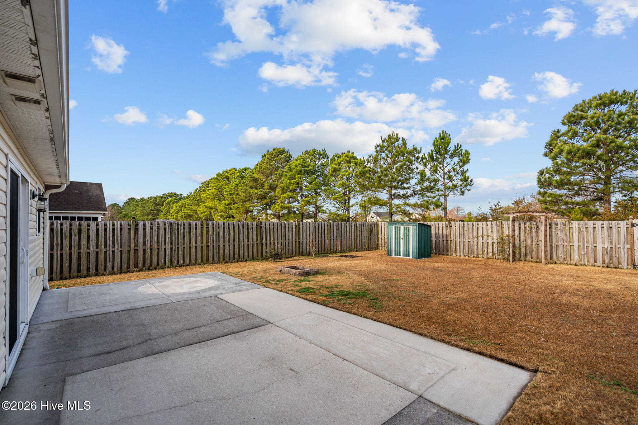 100548271 | Photo 31