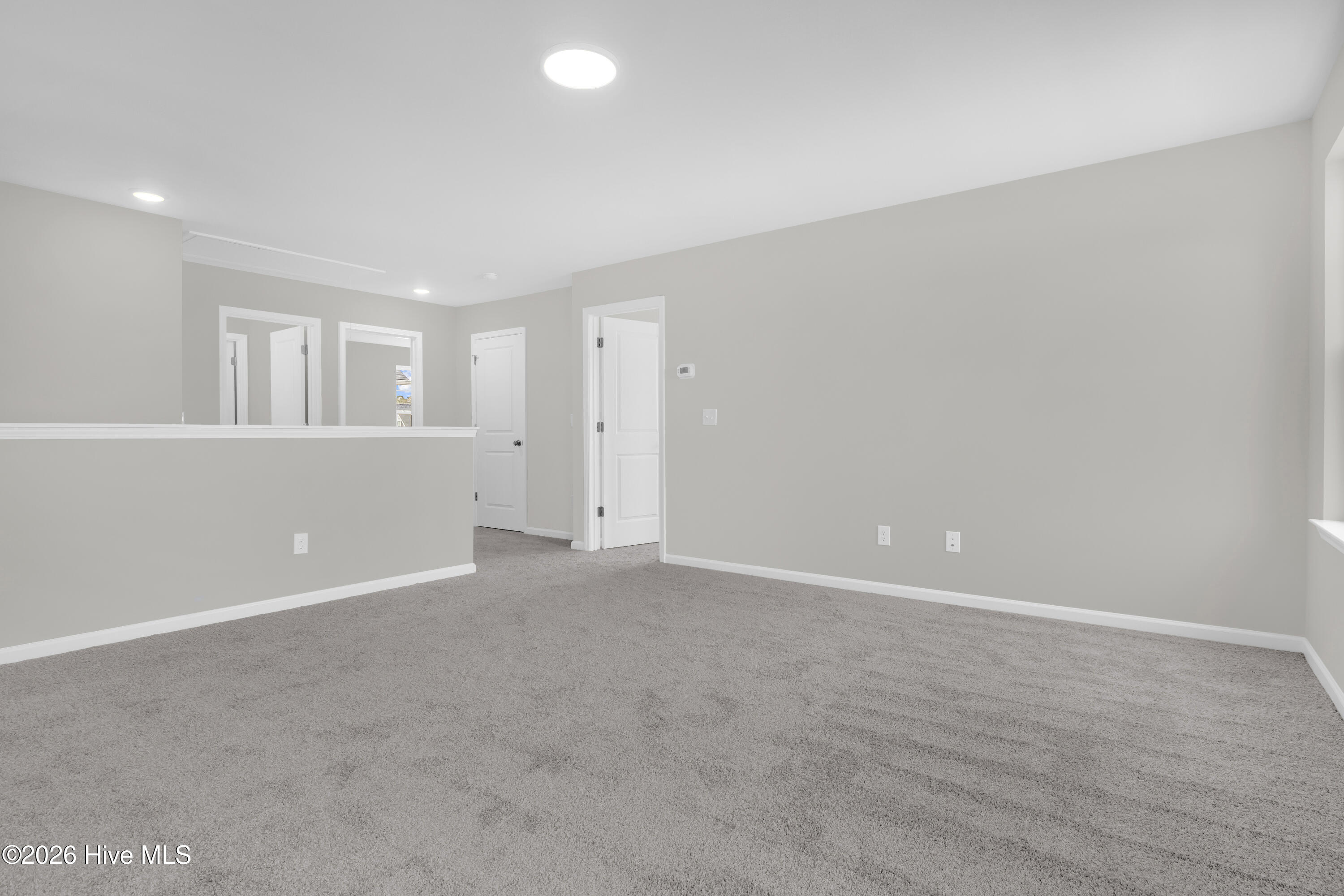 100552791 | Photo 43