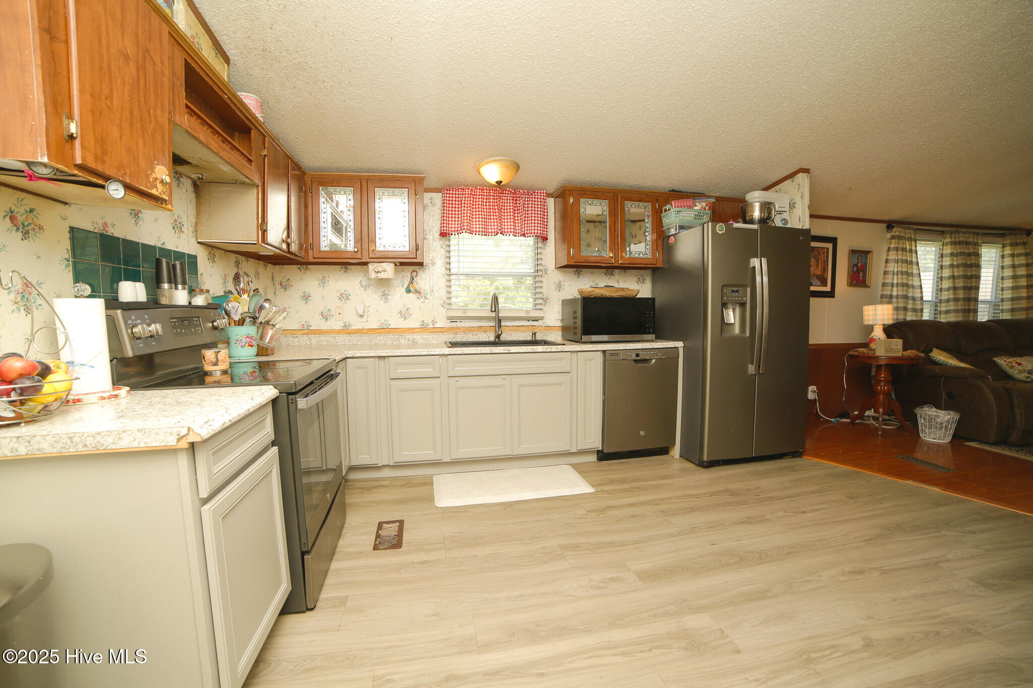 100528062 | Photo 14