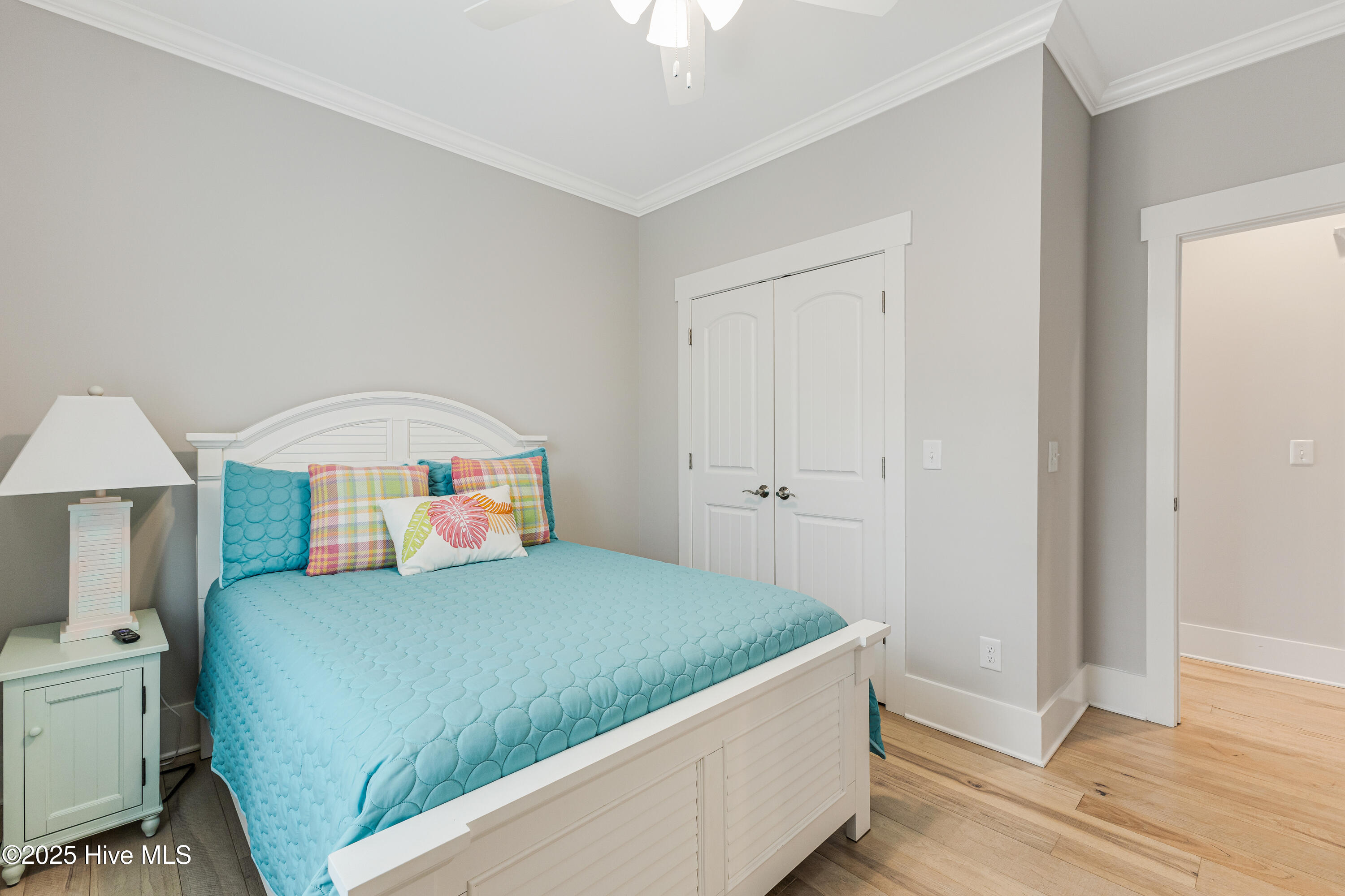 100500117 | Photo 14