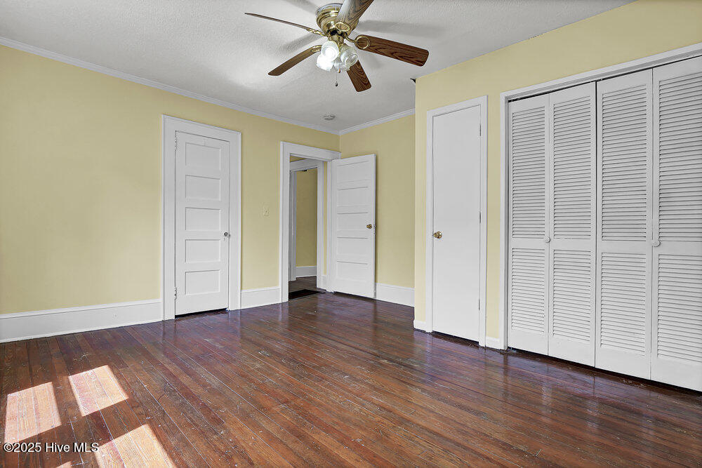 100508379 | Photo 29