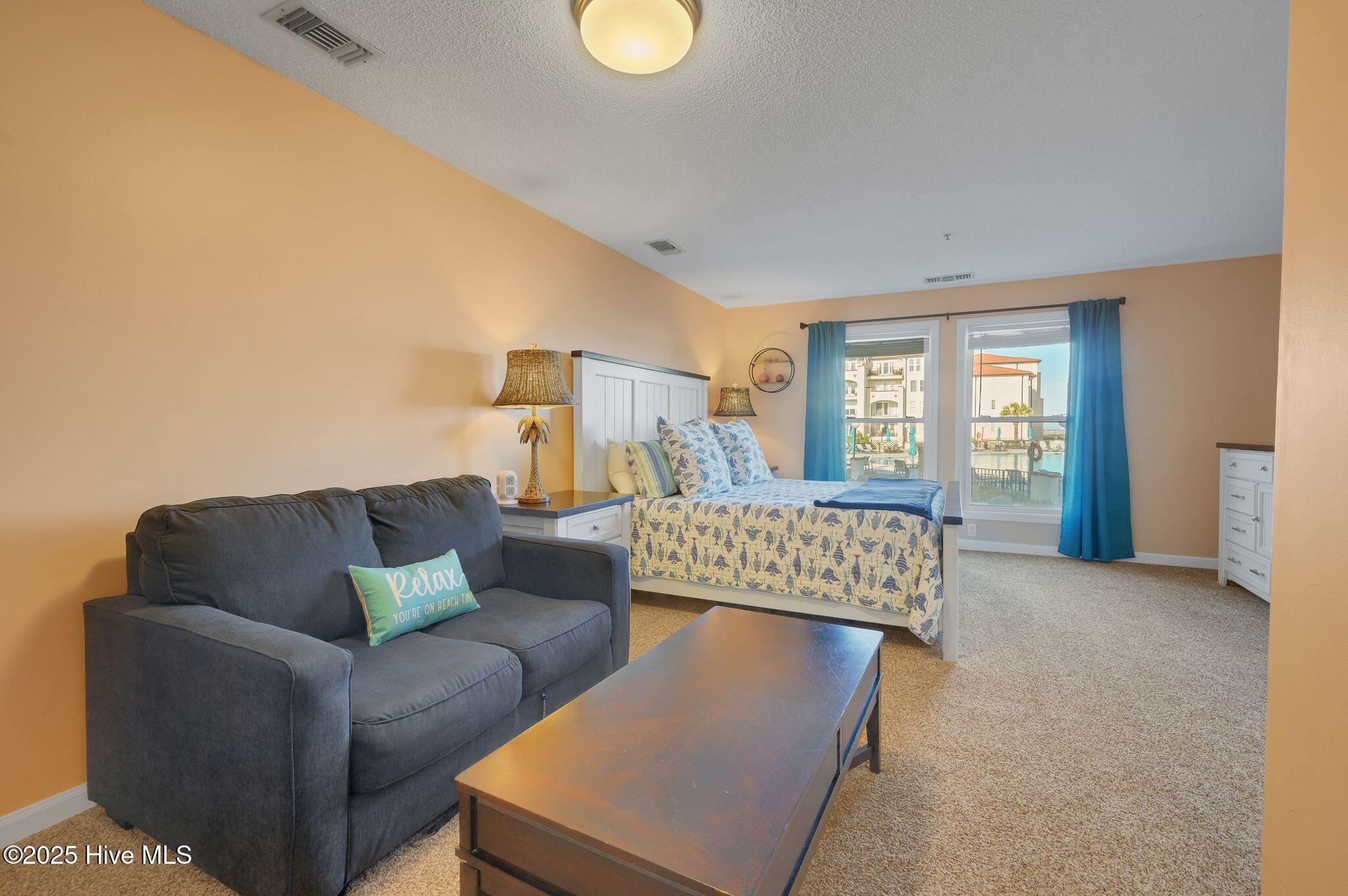 100498114 | Photo 16