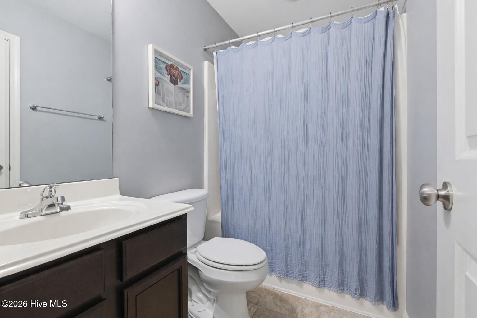 100561870 | Photo 23