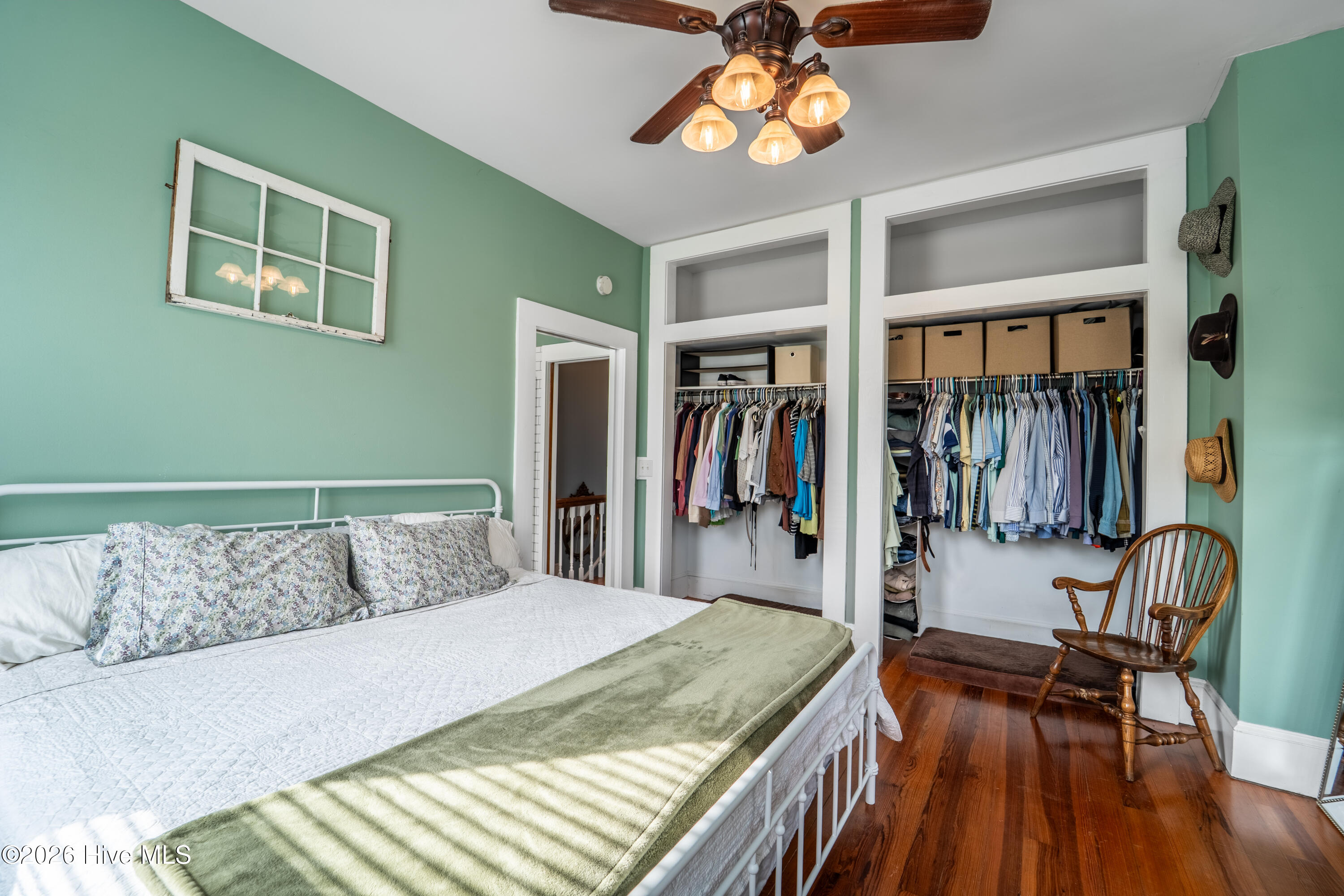 100559756 | Photo 18