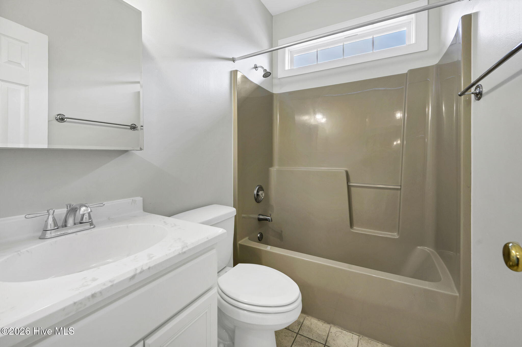 100557033 | Photo 26