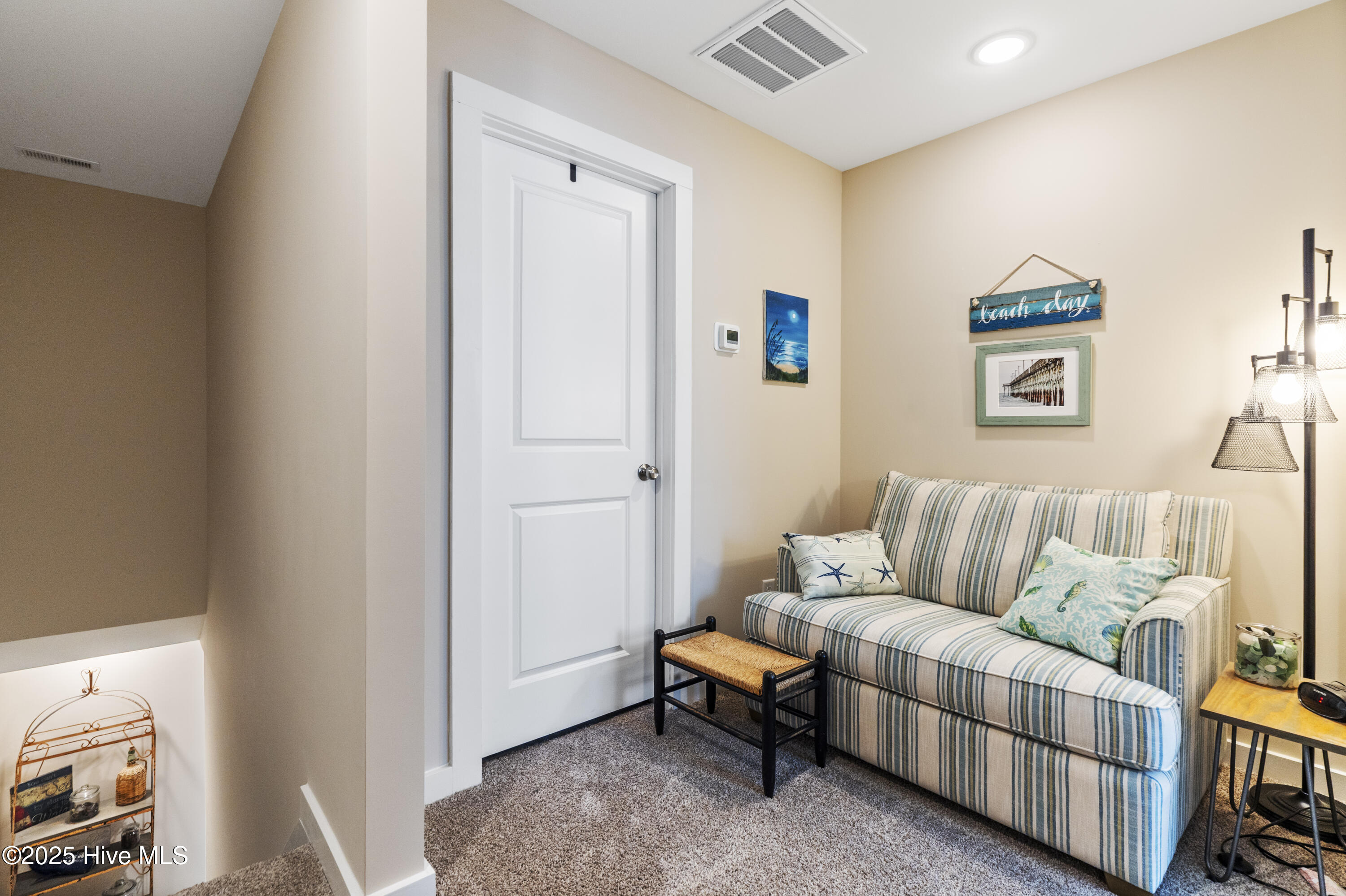 100505761 | Photo 40