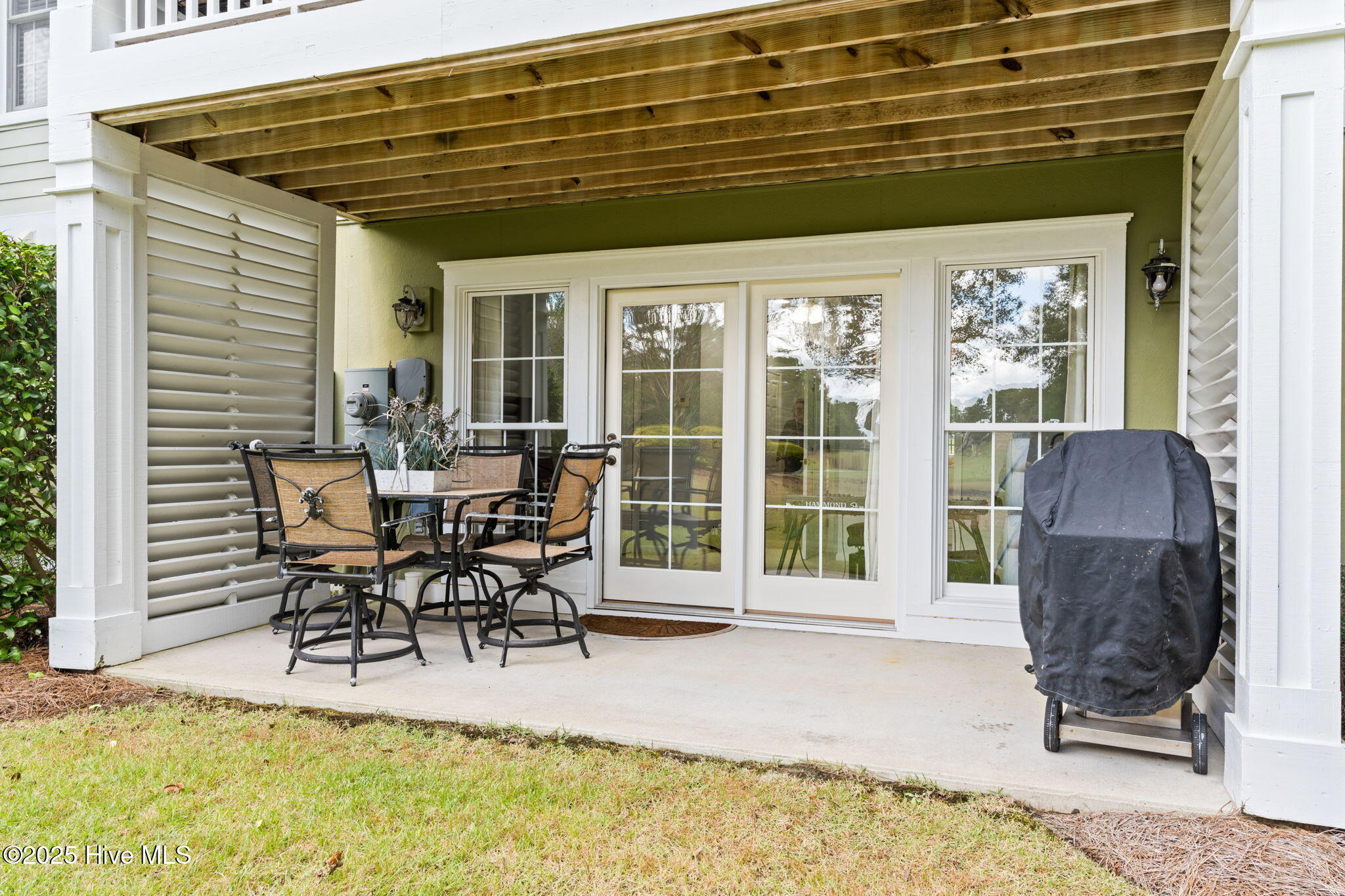 100534473 | Photo 36