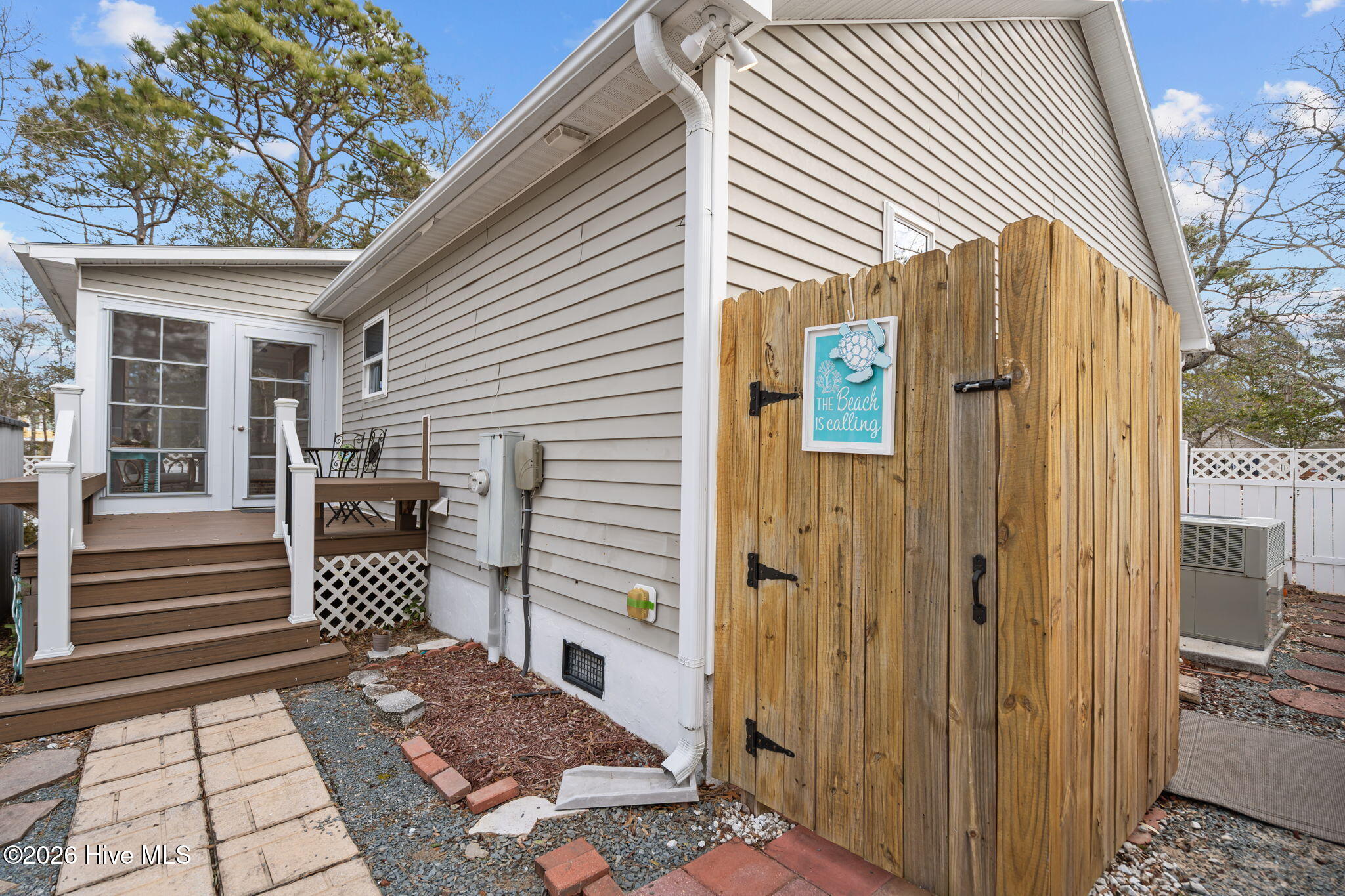 100554076 | Photo 39