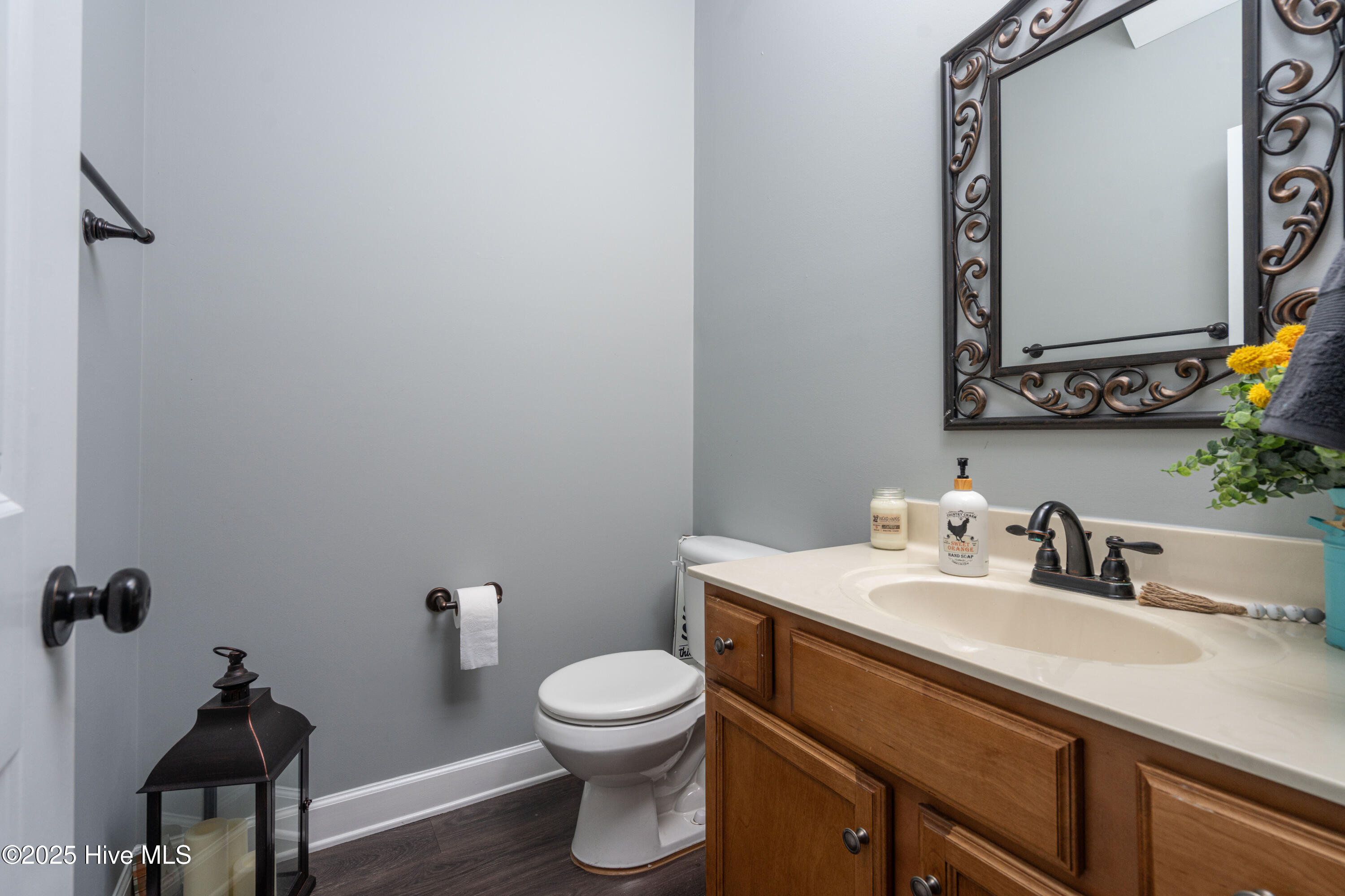 100495795 | Photo 46