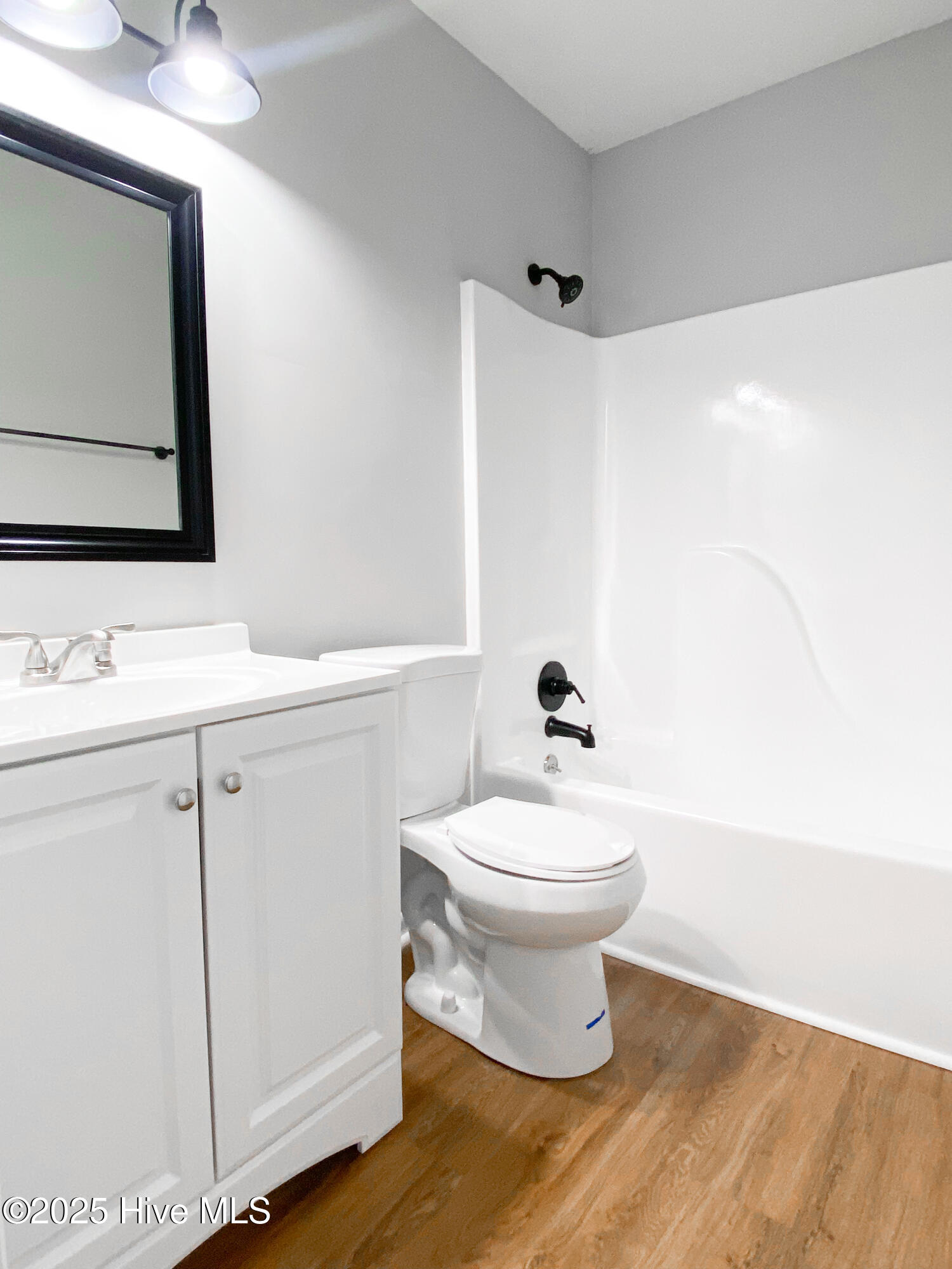 100540846 | Photo 10