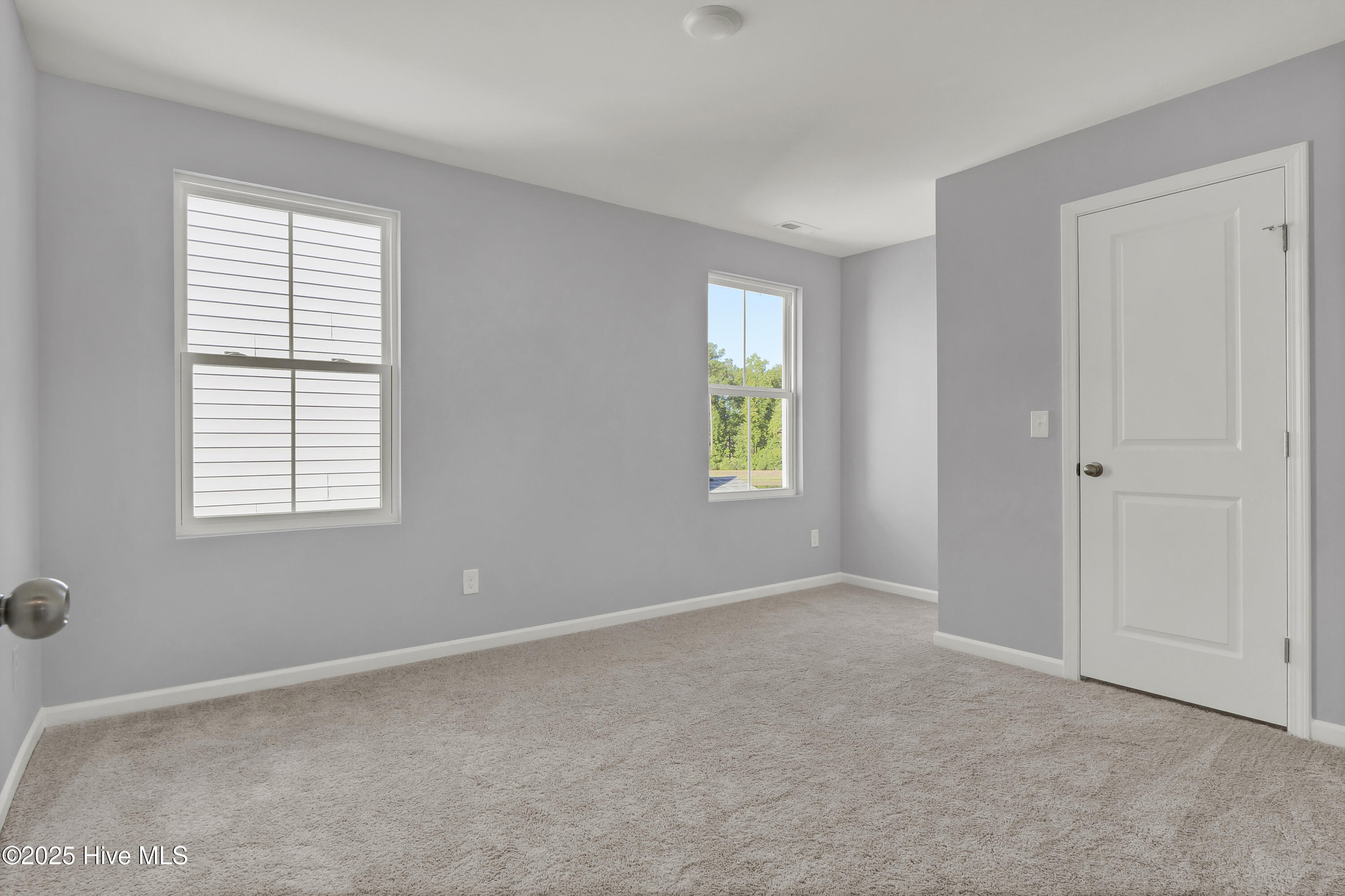 100545404 | Photo 13