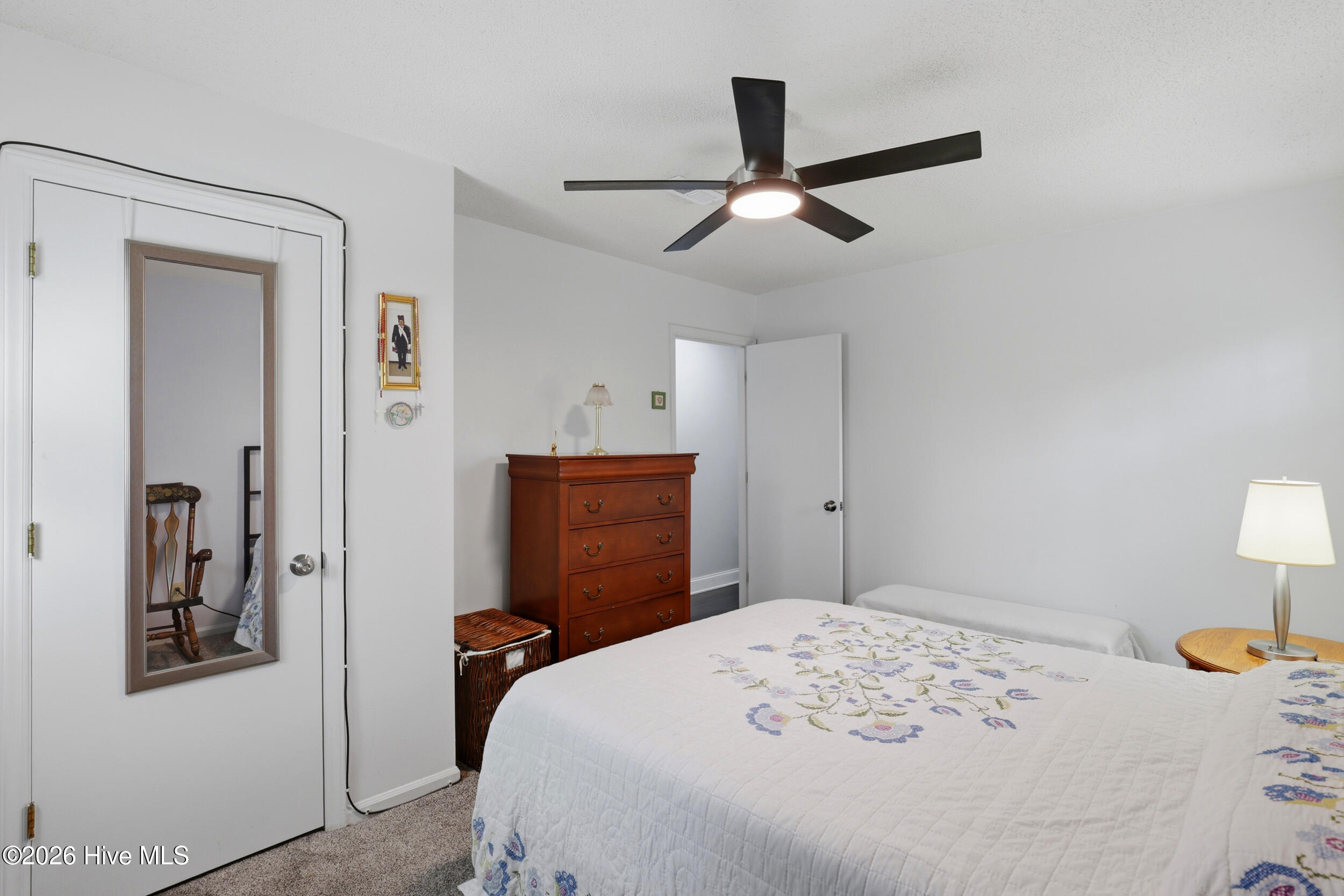 100561758 | Photo 19