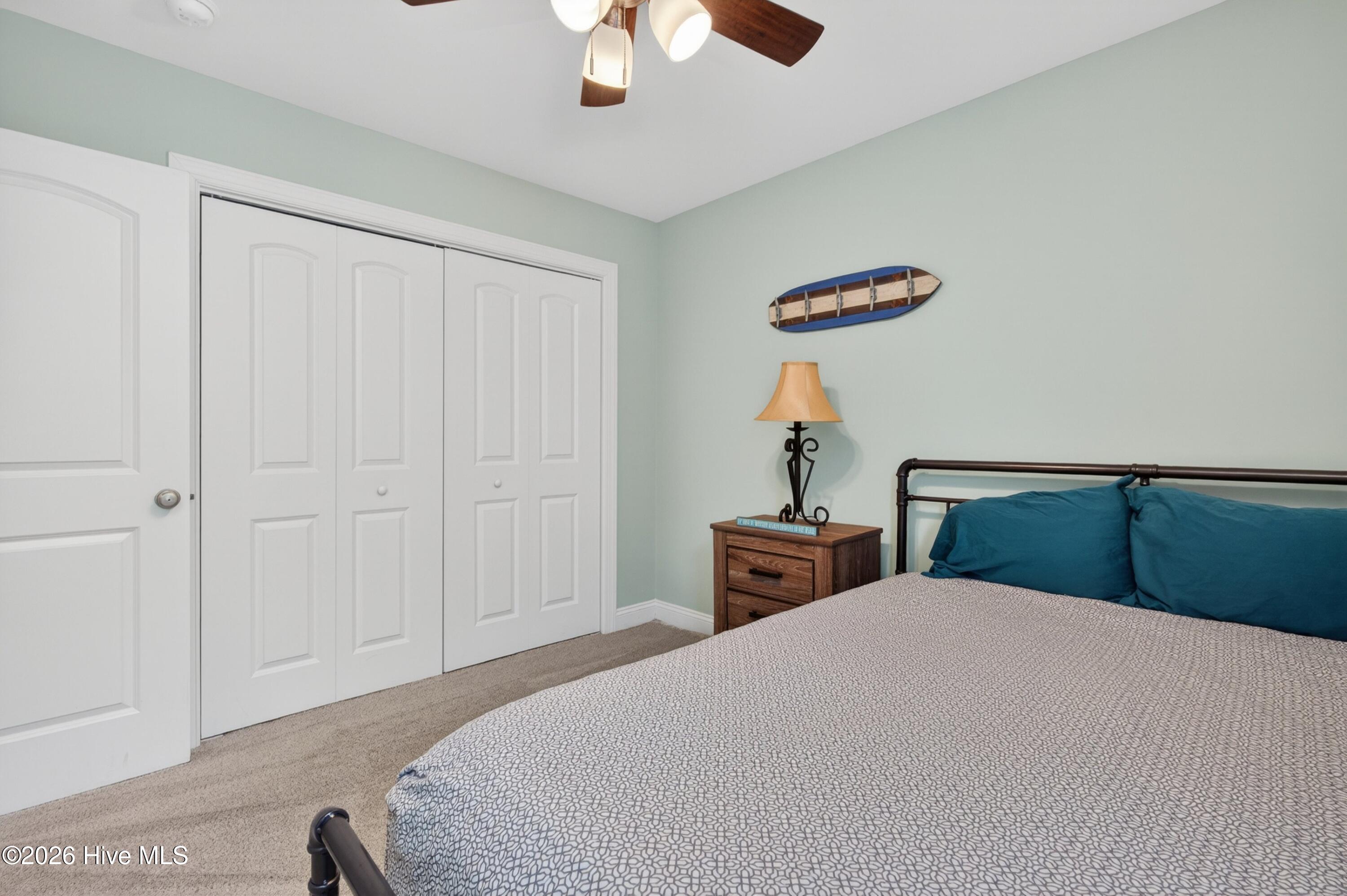 100566210 | Photo 26