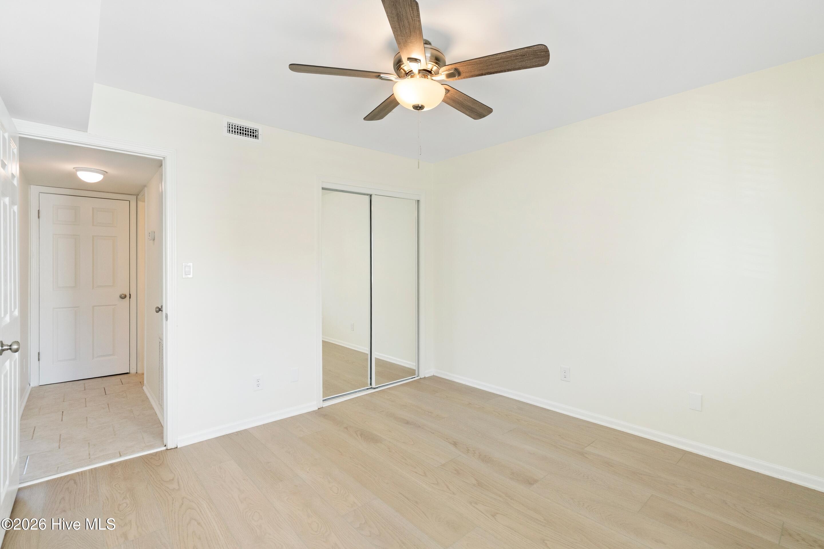 100550502 | Photo 29