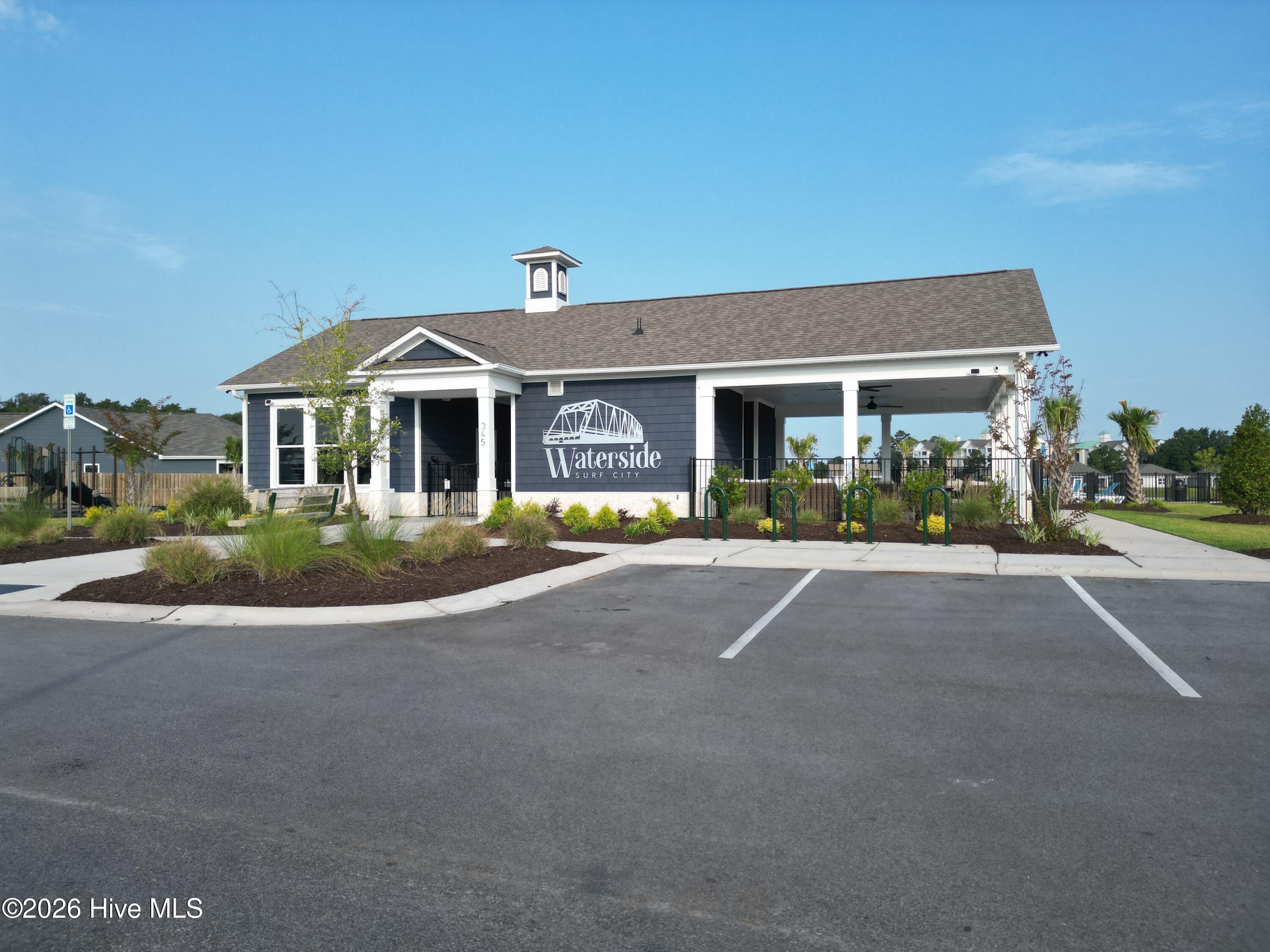 100557752 | Photo 48