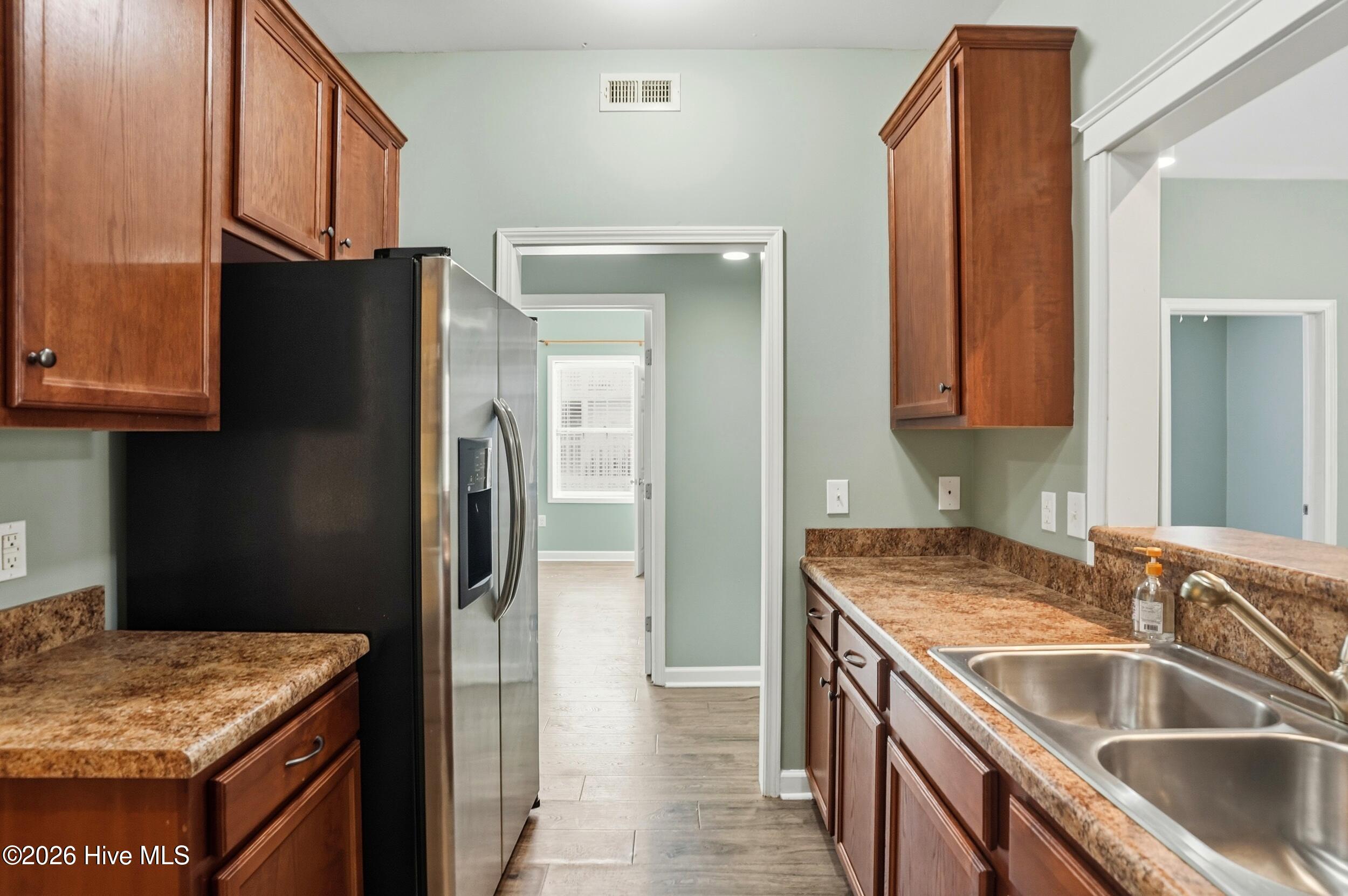 100556512 | Photo 12