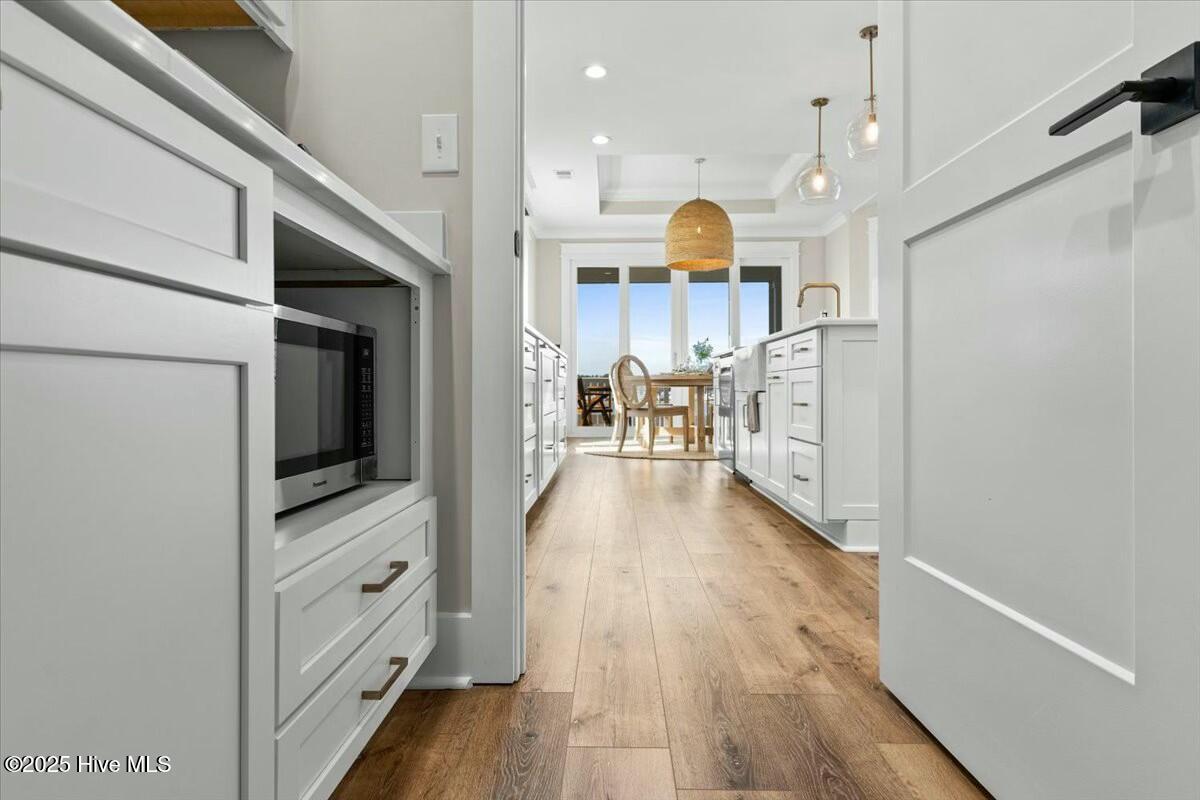 100498532 | Photo 10