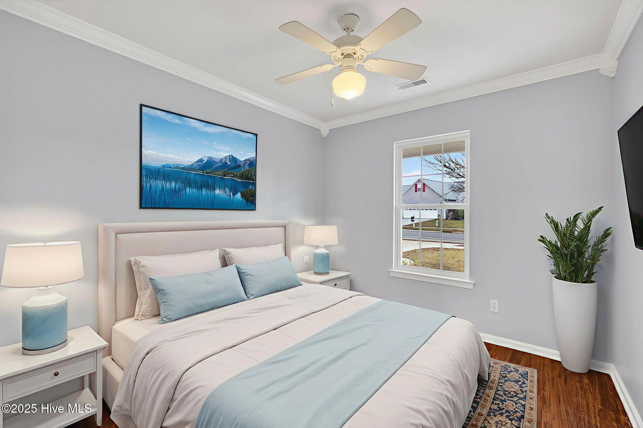 100543965 | Photo 32