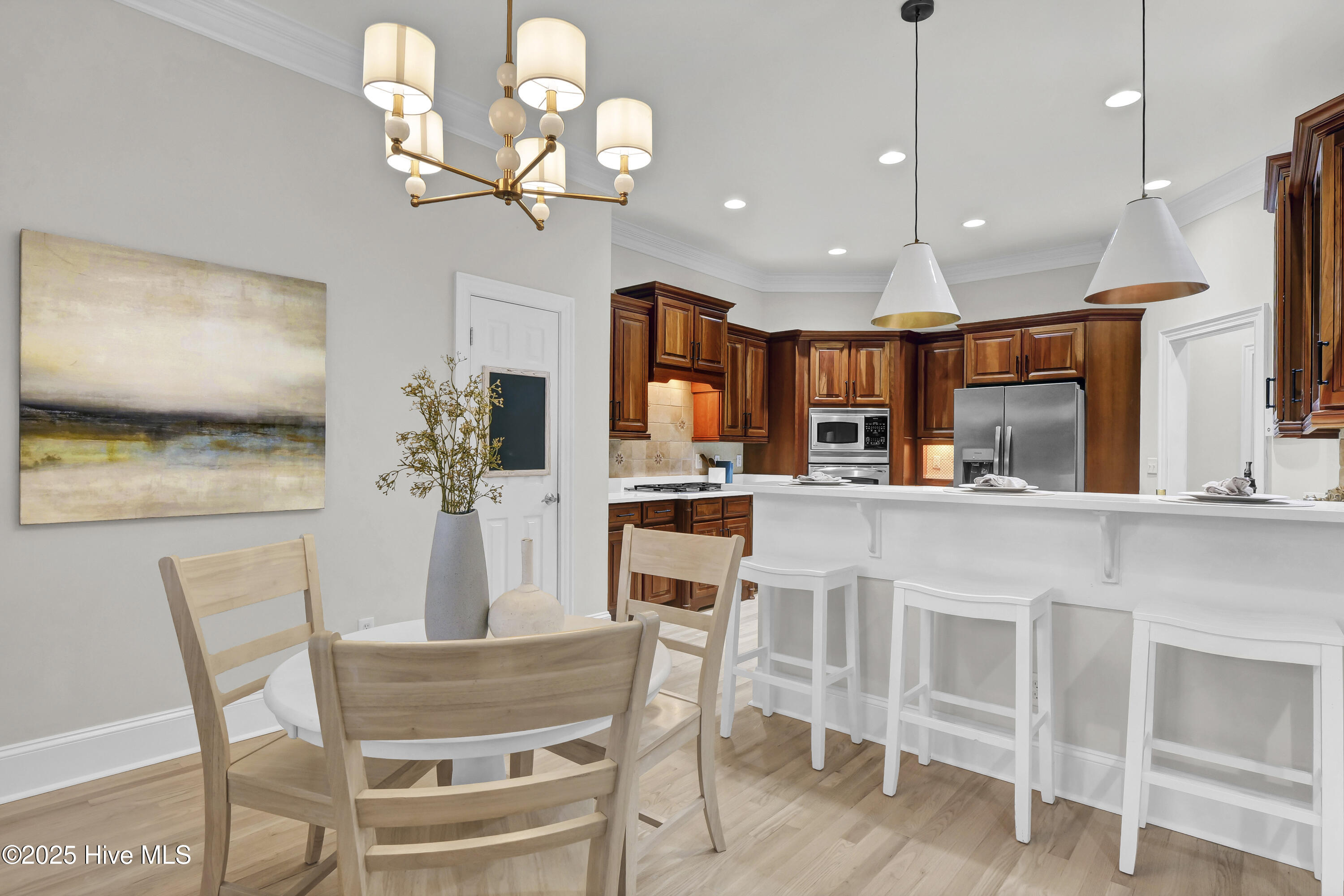 100518600 | Photo 15