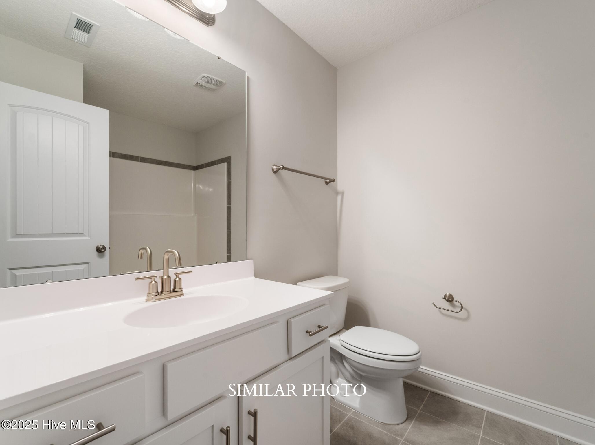 100535928 | Photo 30